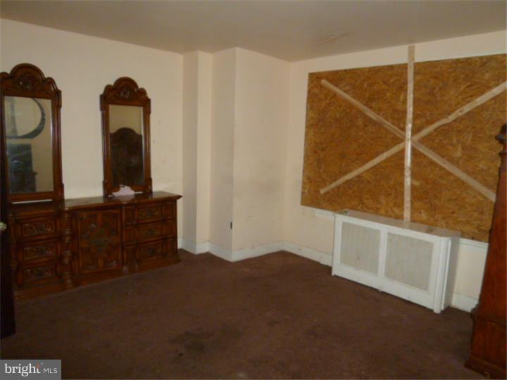 FRANKFORD - Residential