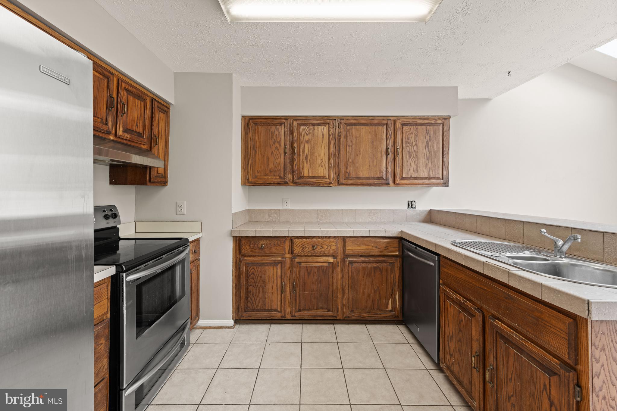 MAYFAIR-PLAT ONE - Residential