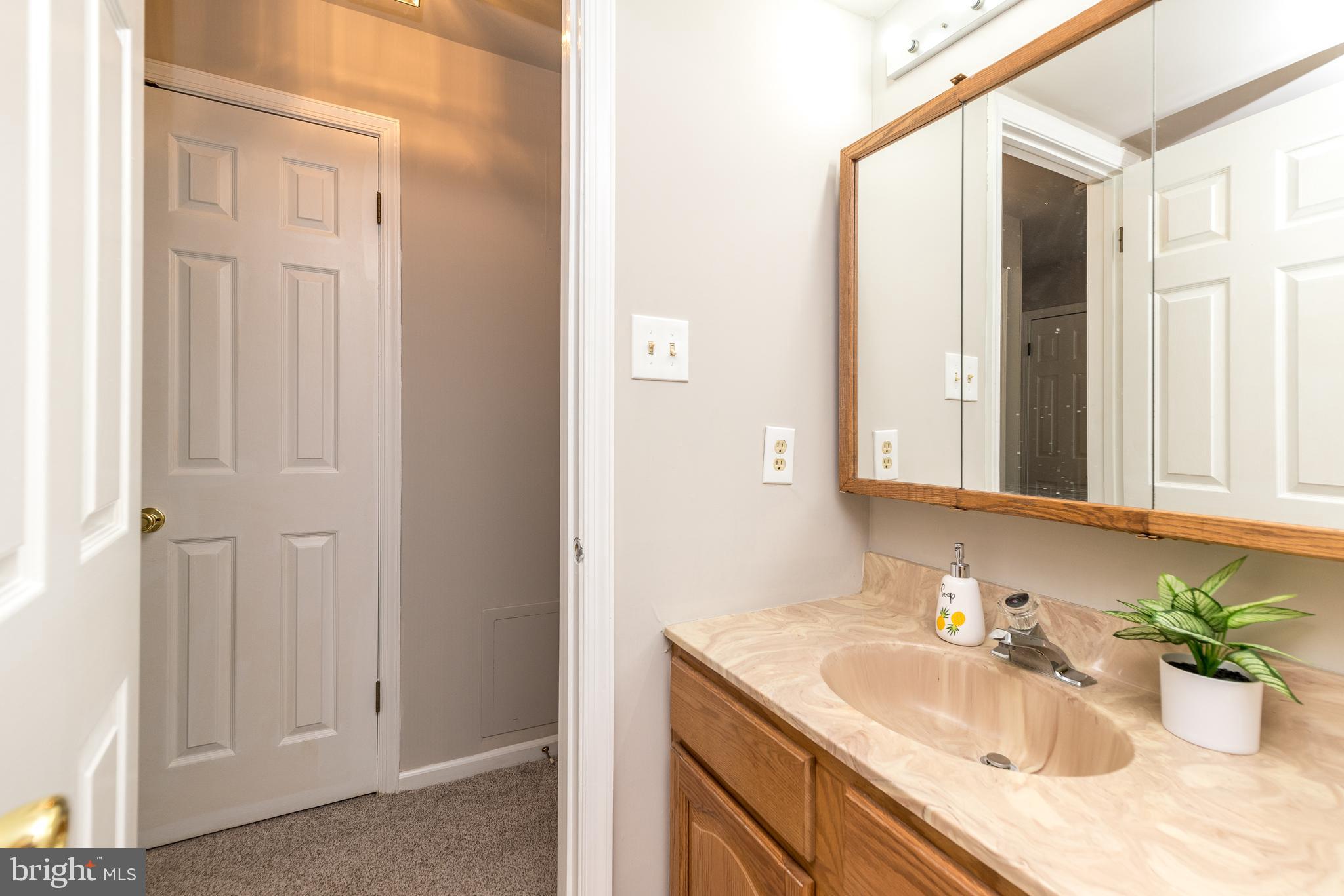 CHESTERBROOK/MNTVI - Residential