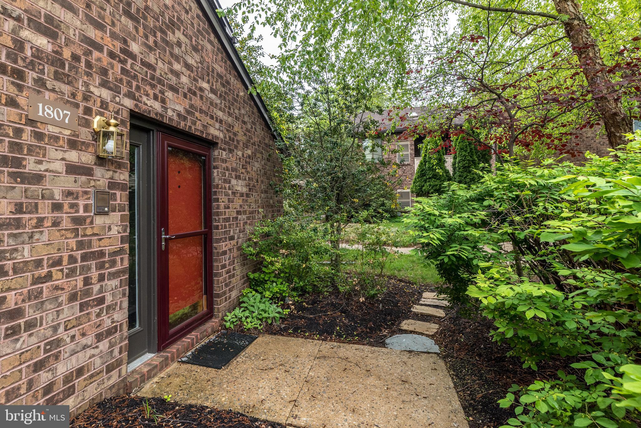 CHESTERBROOK/MNTVI - Residential