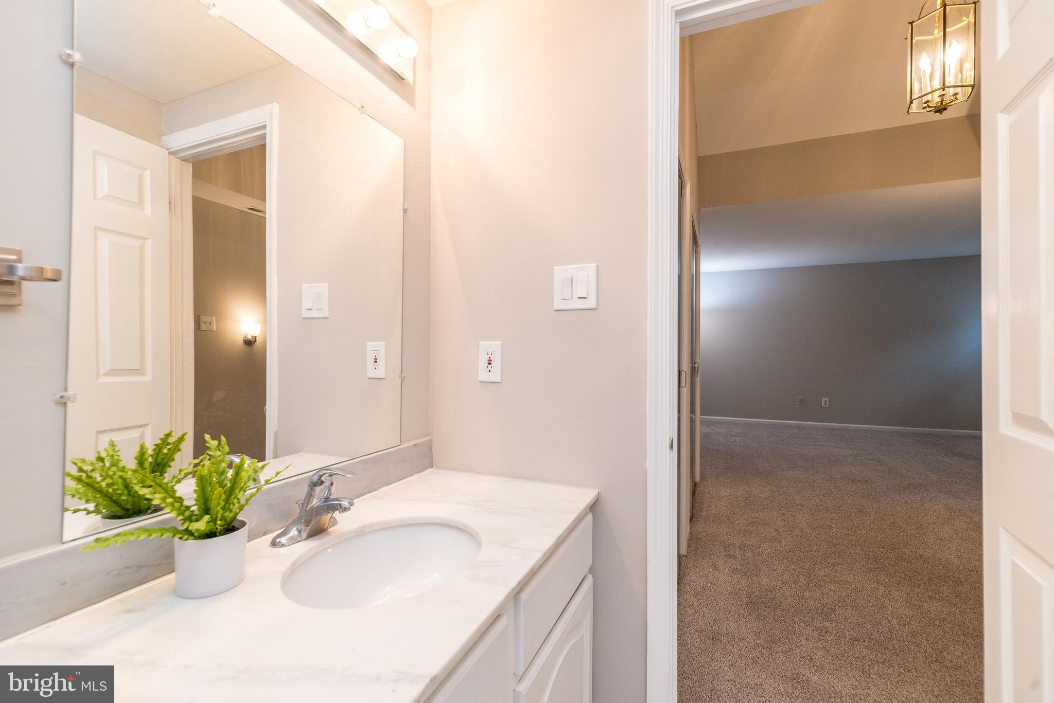 CHESTERBROOK/MNTVI - Residential