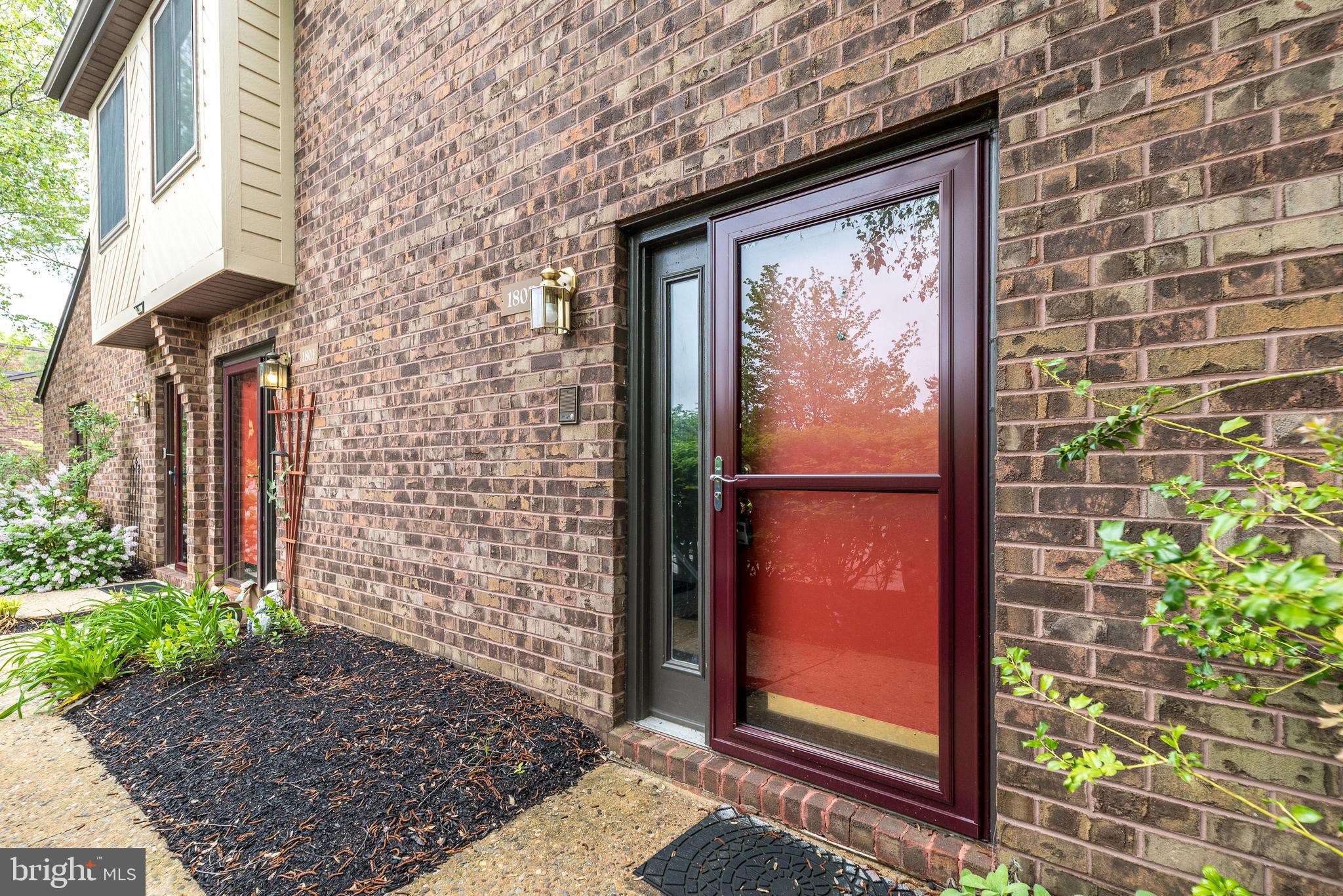 CHESTERBROOK/MNTVI - Residential