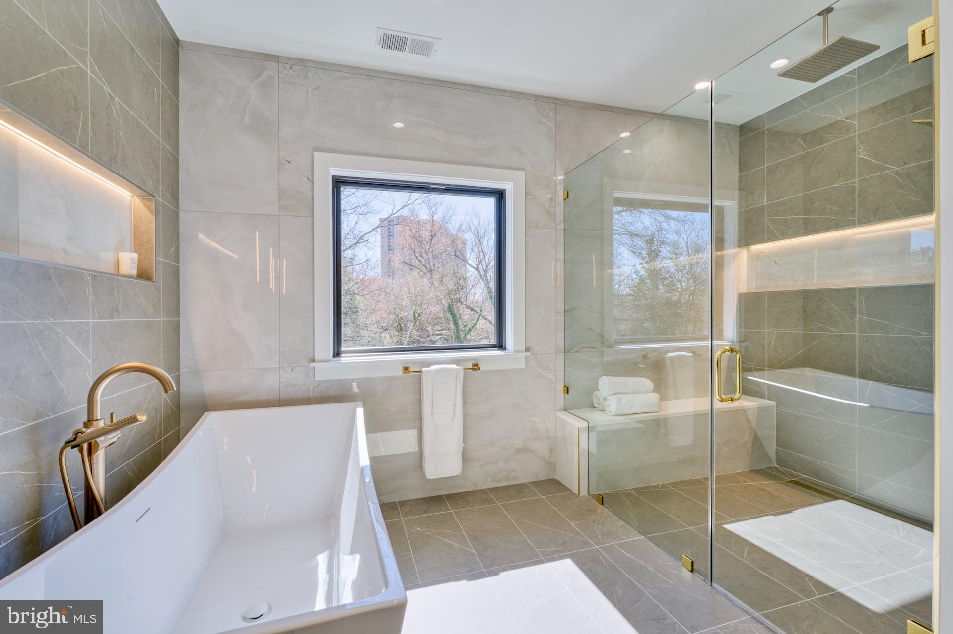 CLEVELAND HEIGHTS - Residential