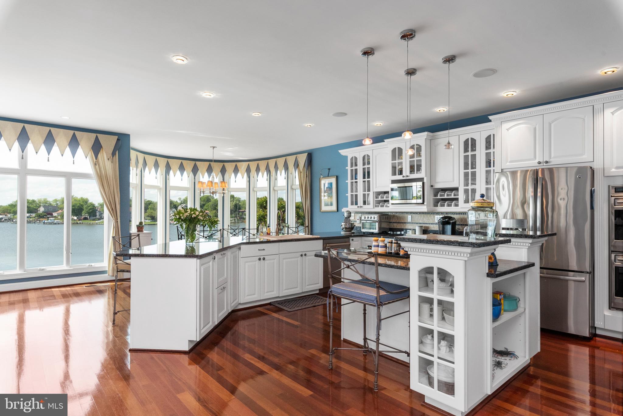 SHOREHAM BEACH - Residential