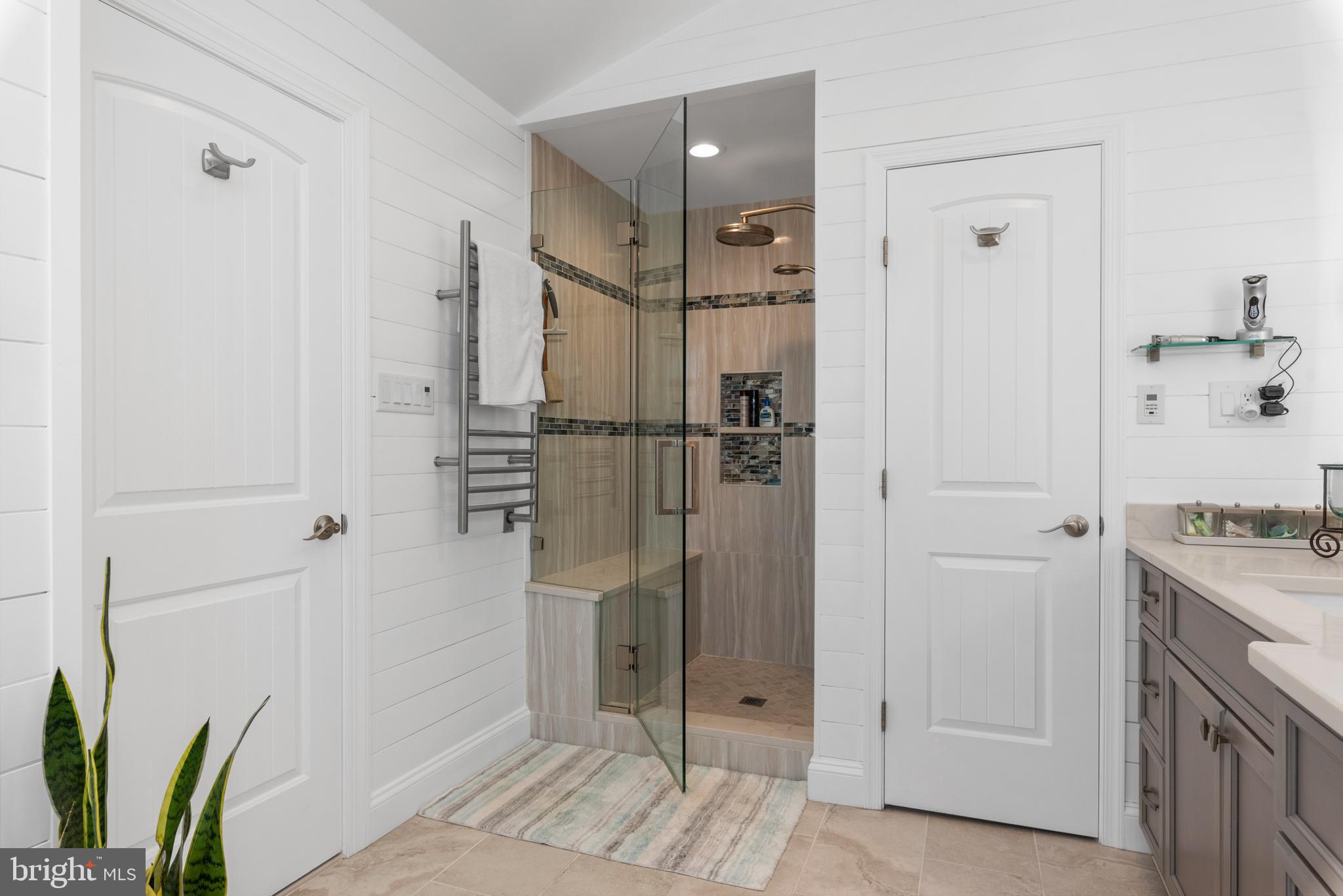 SHOREHAM BEACH - Residential