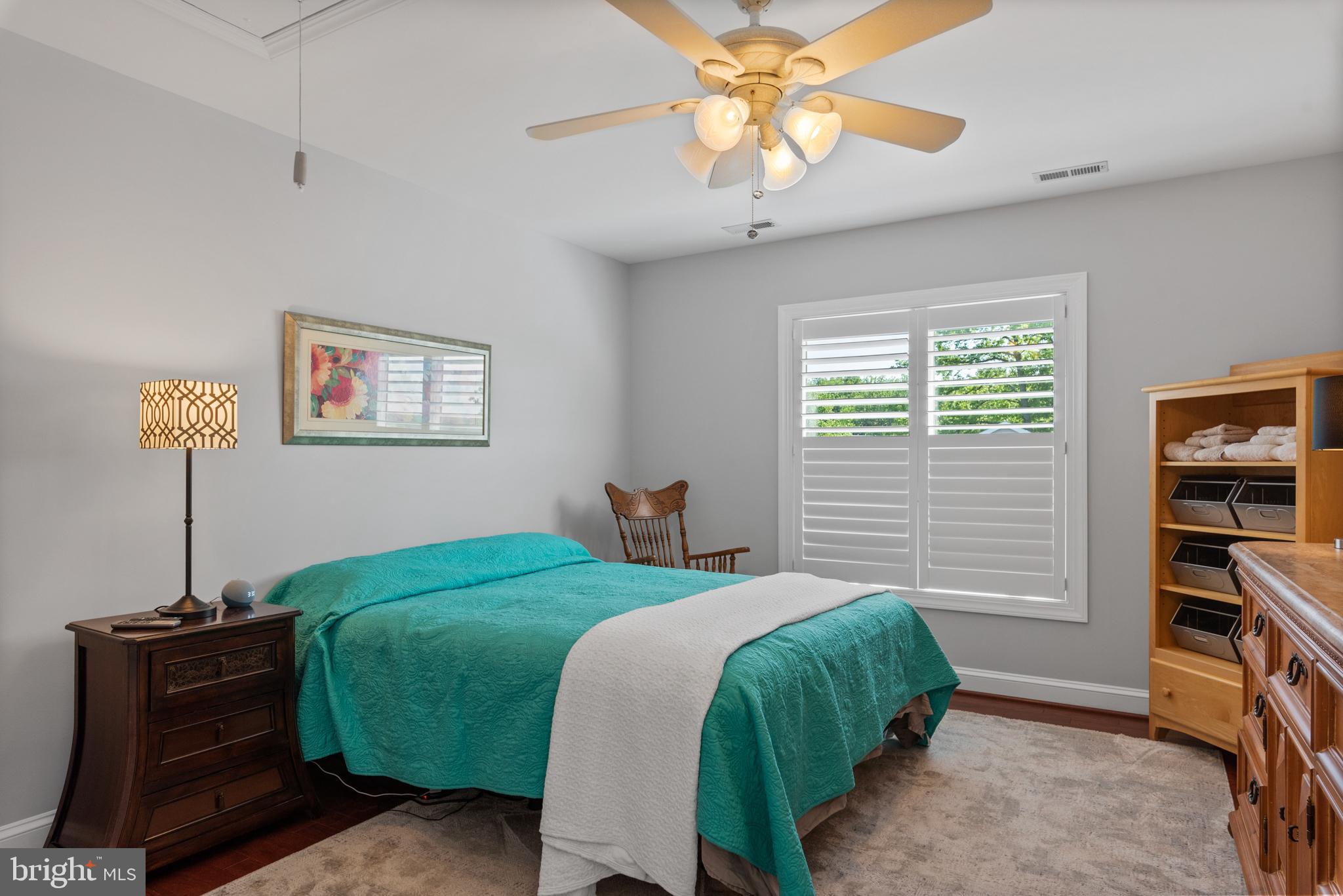 SHOREHAM BEACH - Residential