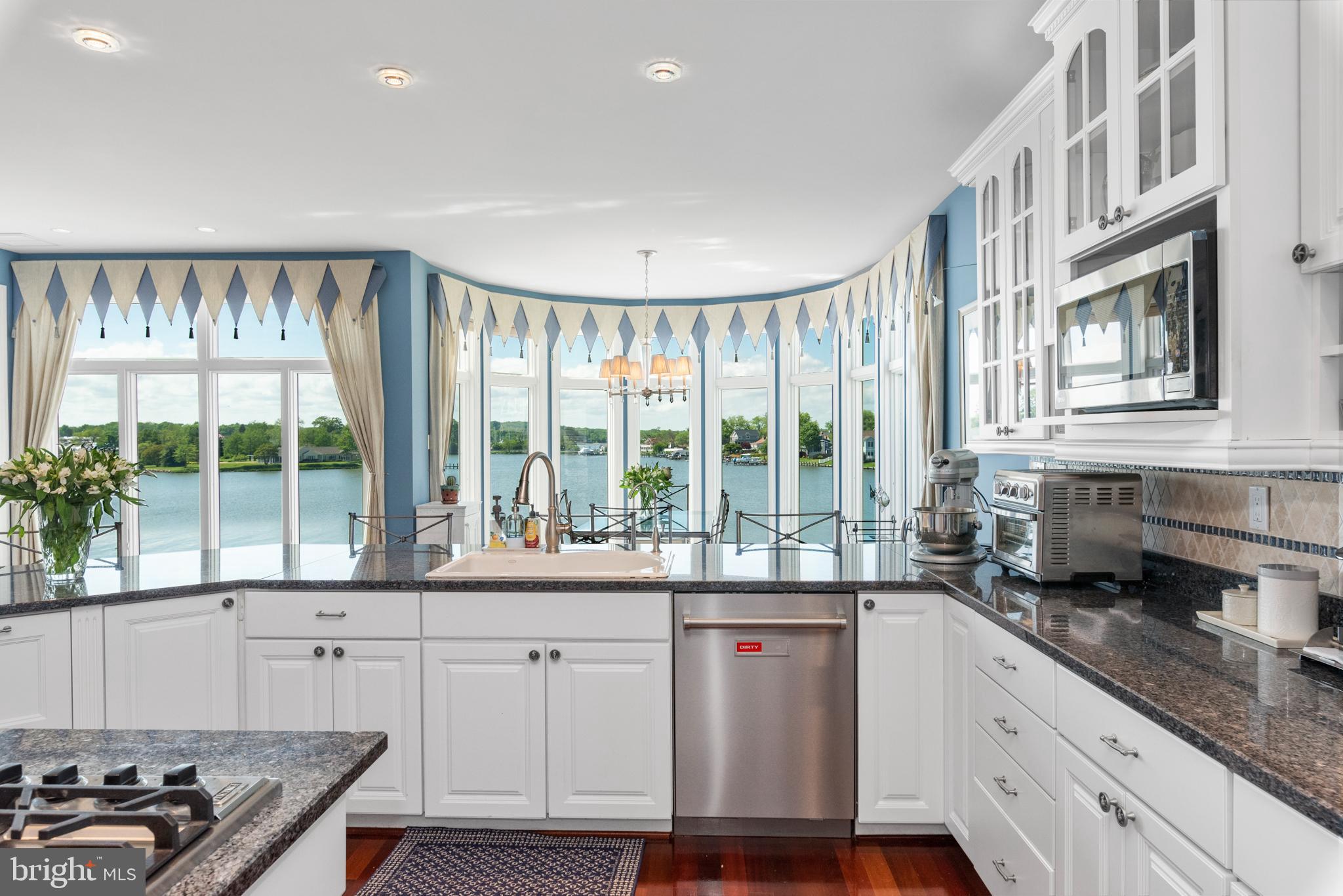 SHOREHAM BEACH - Residential