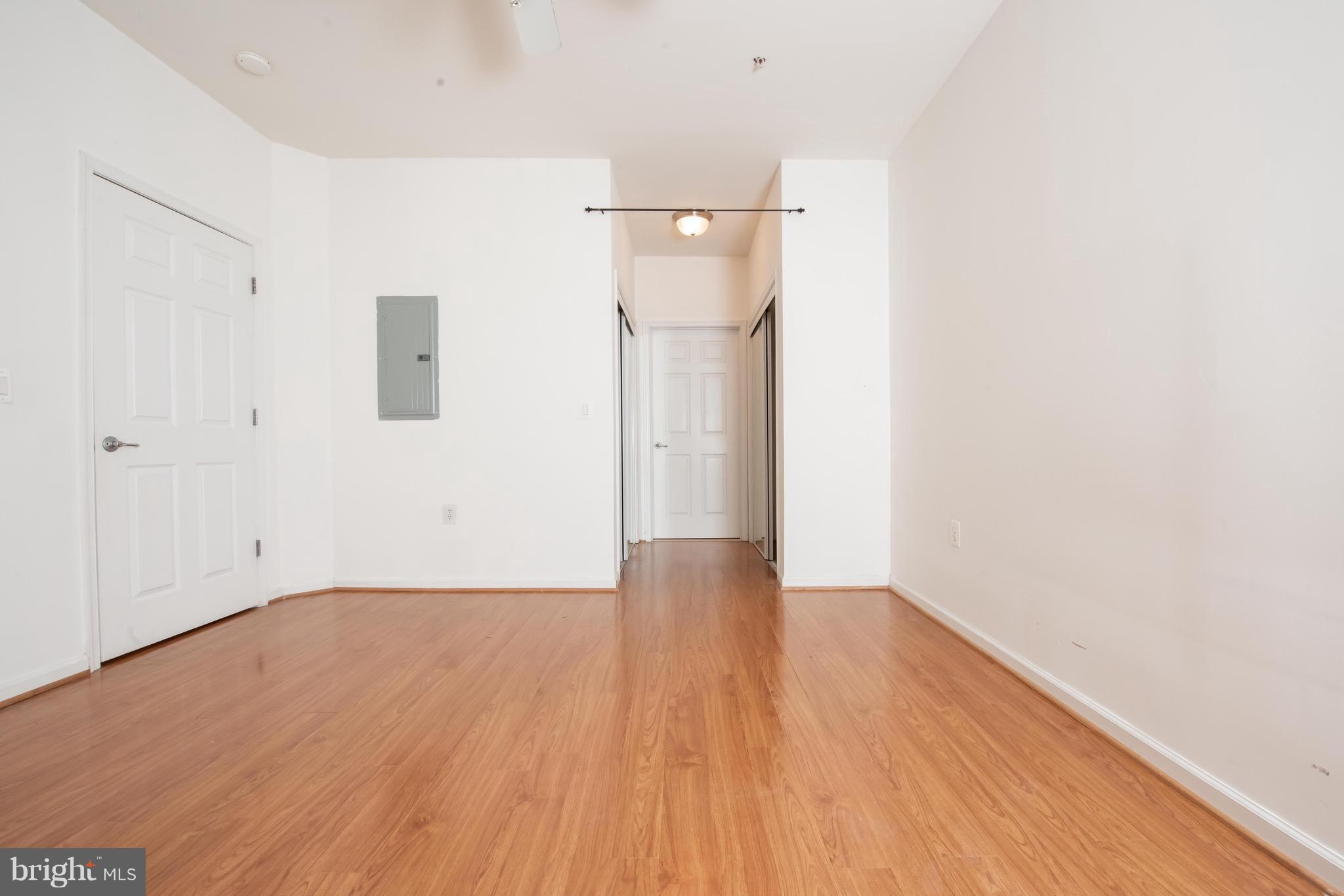 CHANTILLY PARK - Residential Lease