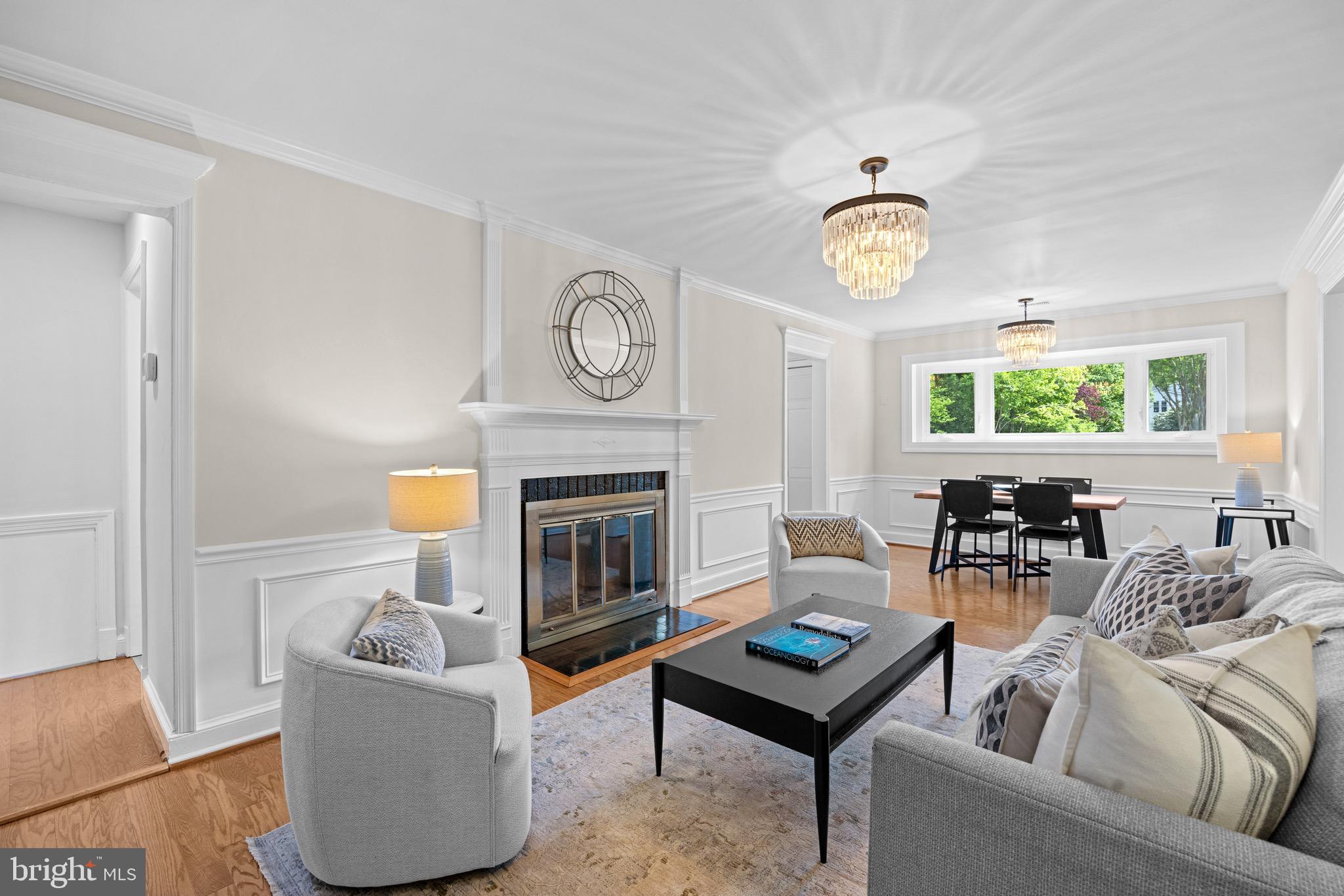 WELLINGTON ESTATES - Residential