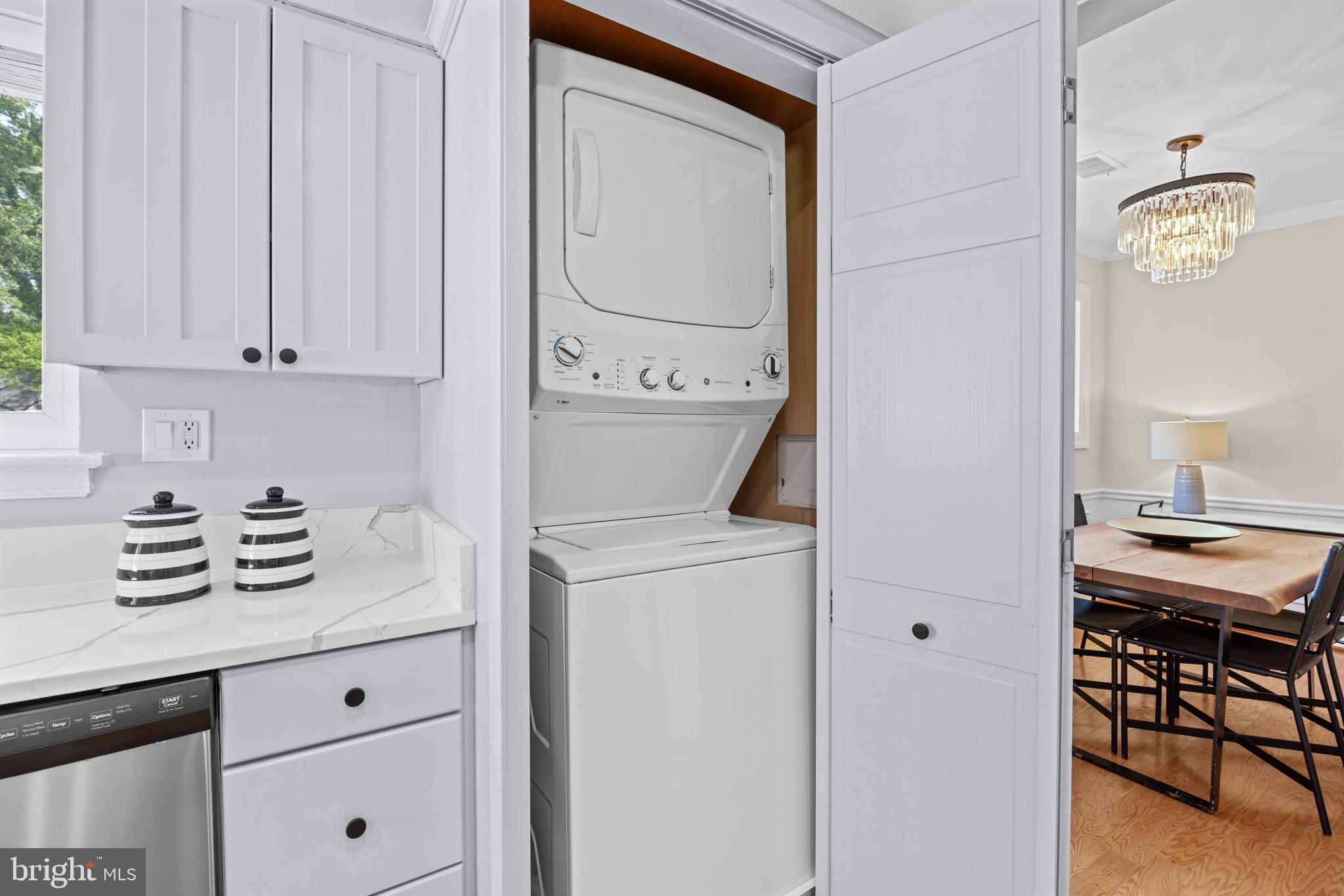 WELLINGTON ESTATES - Residential