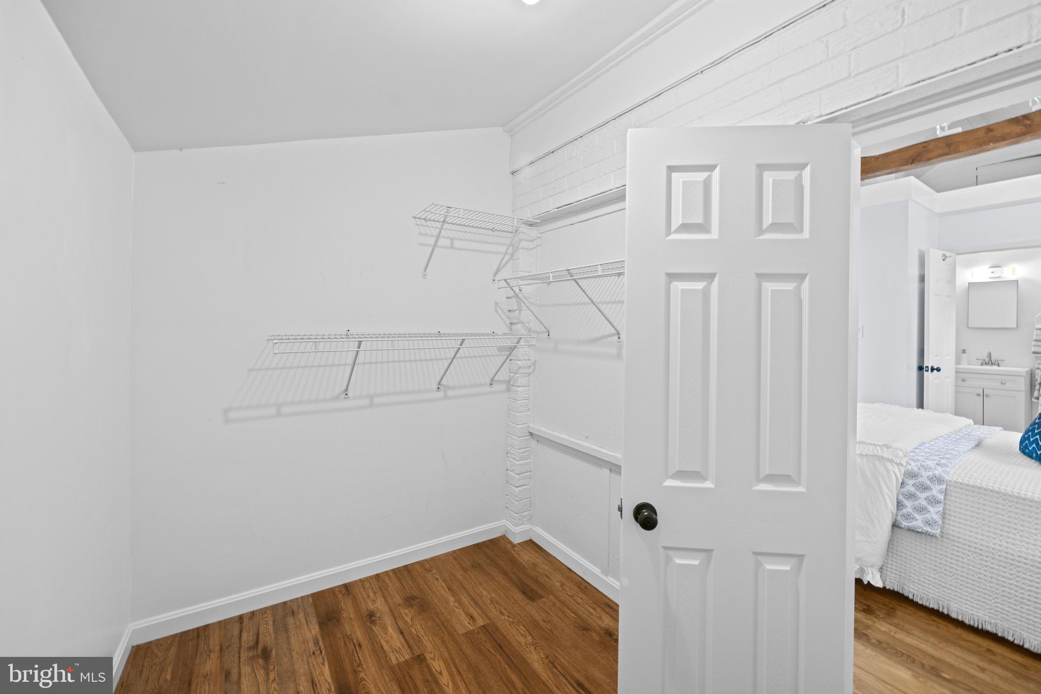 WELLINGTON ESTATES - Residential