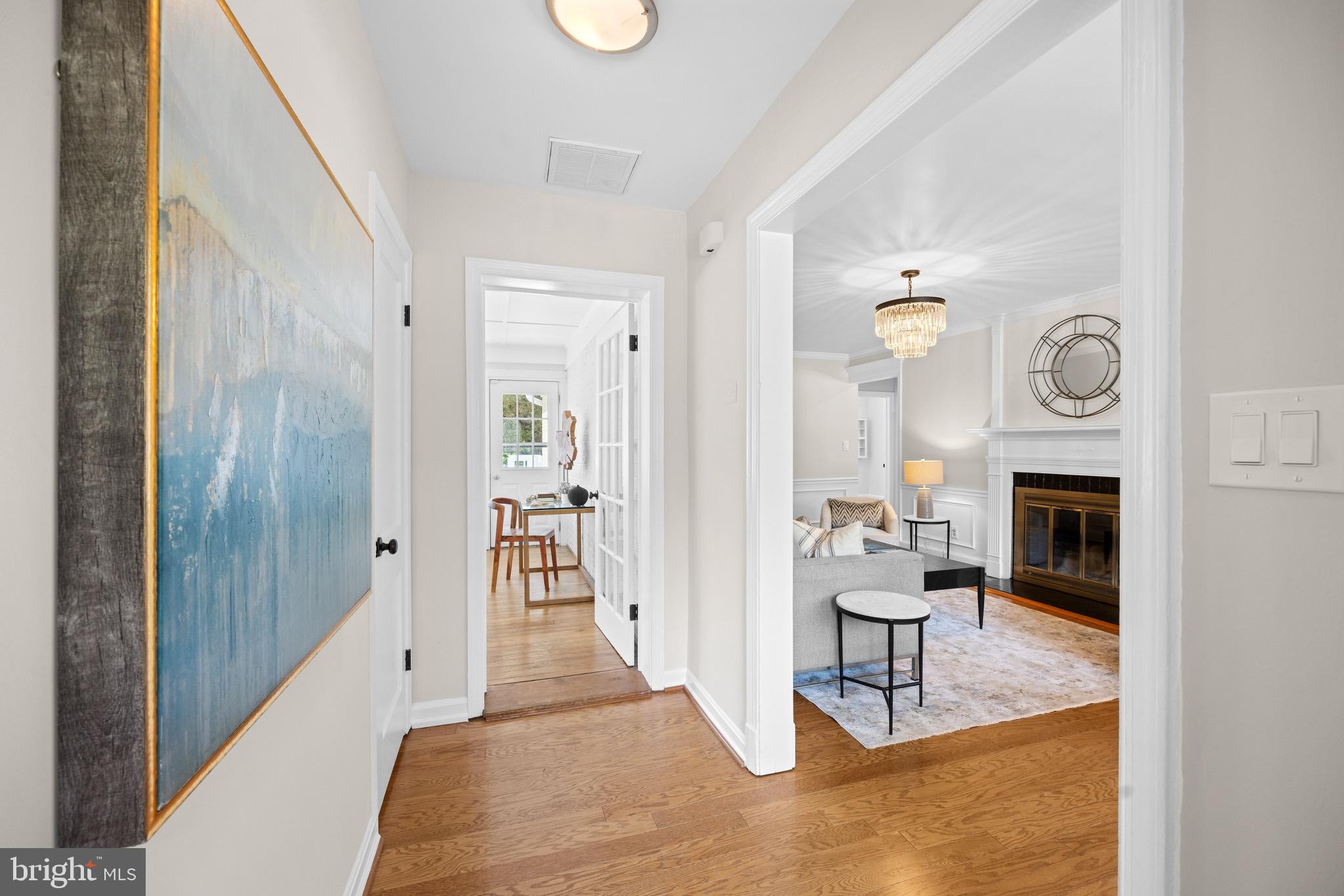 WELLINGTON ESTATES - Residential