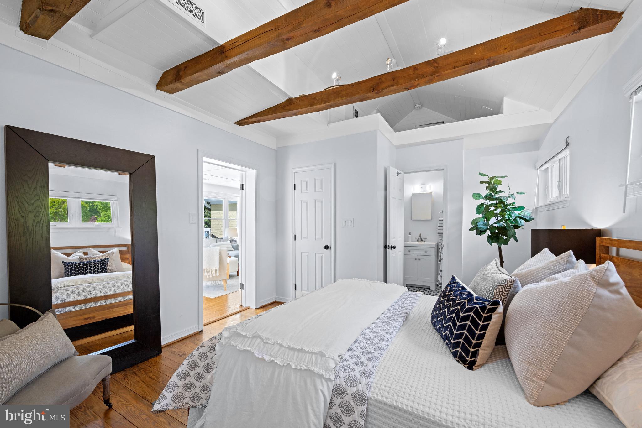 WELLINGTON ESTATES - Residential