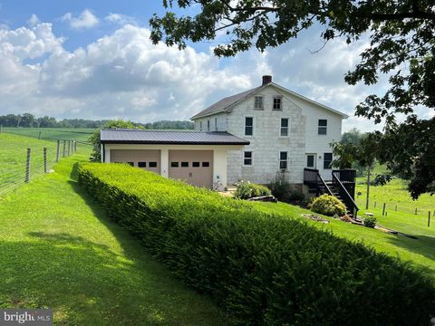 Photo of 311 CARDINAL DR, QUARRYVILLE, PA 17566 (MLS # PALA2037492)