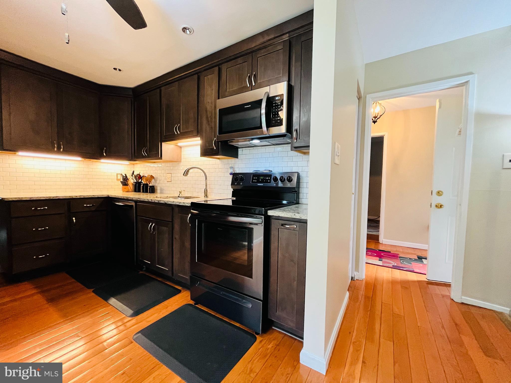 HIGHFIELD - Residential