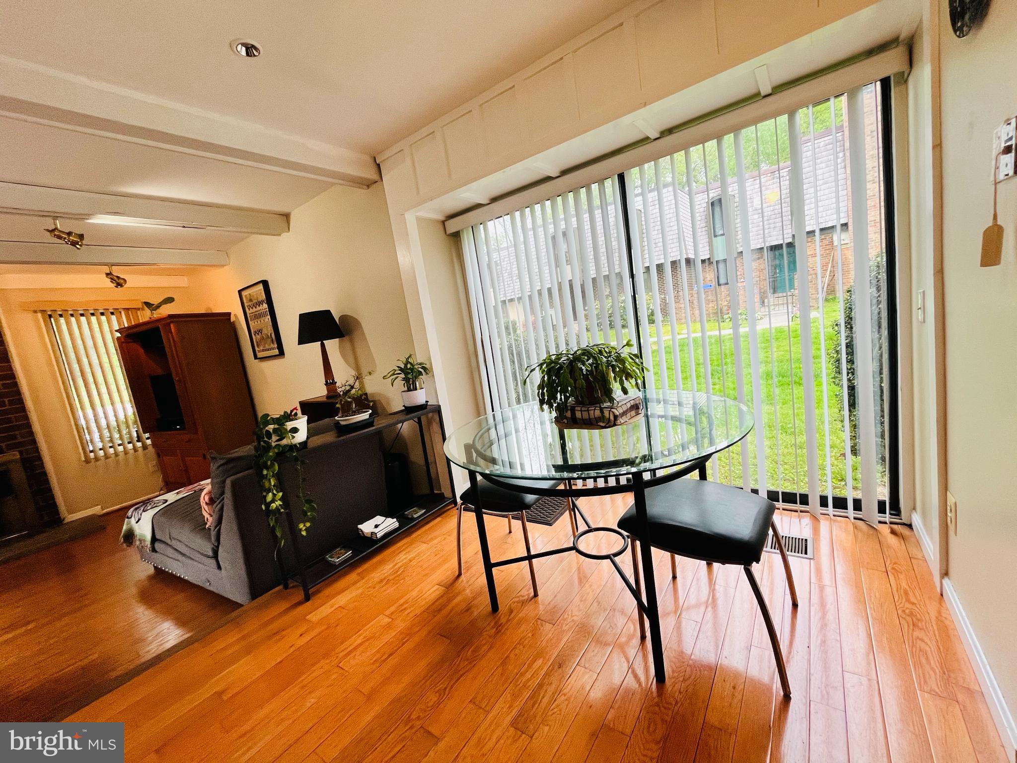 HIGHFIELD - Residential