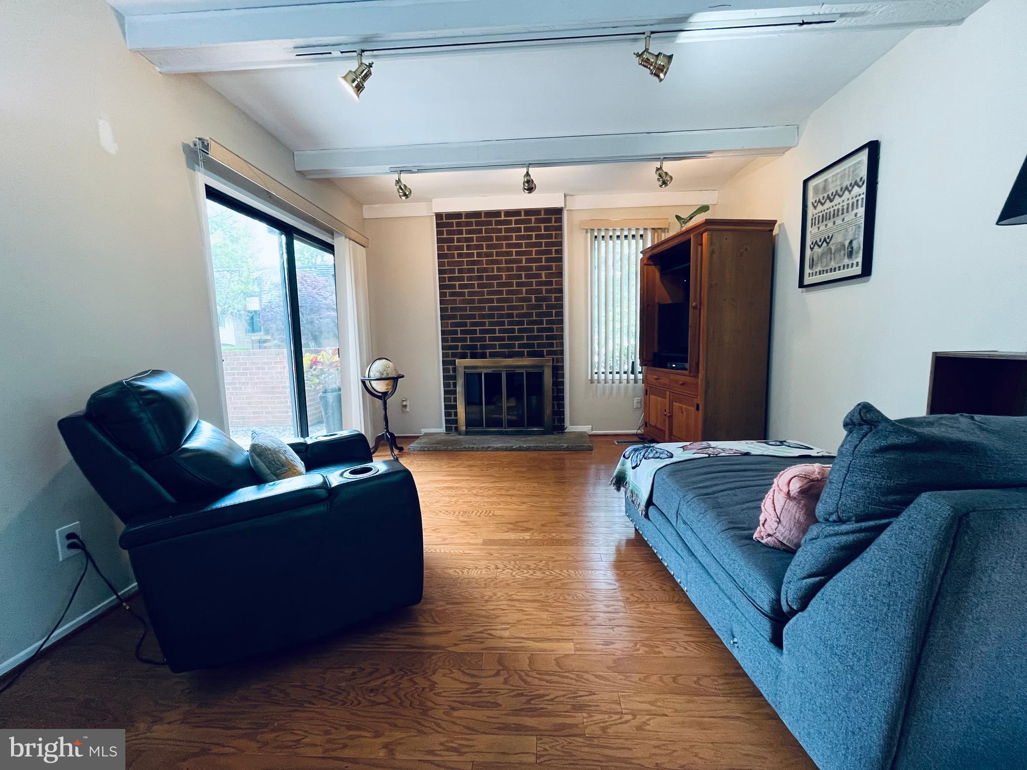 HIGHFIELD - Residential