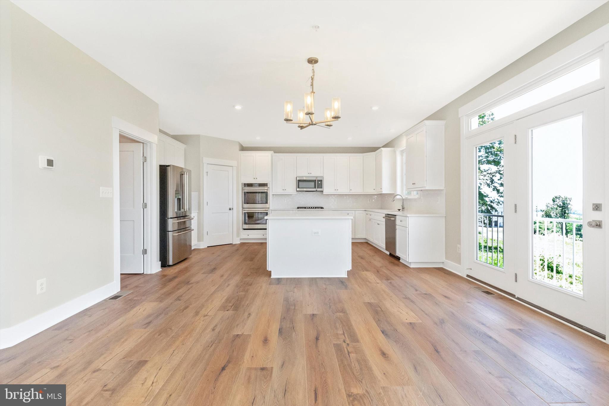 BRADDOCK HEIGHTS - Residential