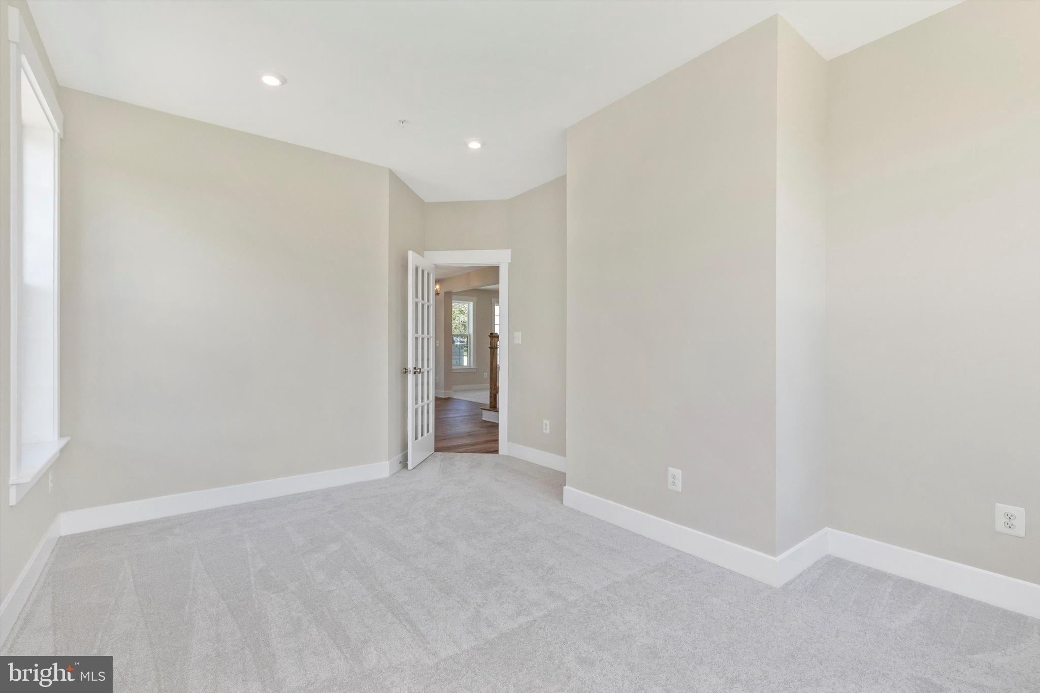 BRADDOCK HEIGHTS - Residential