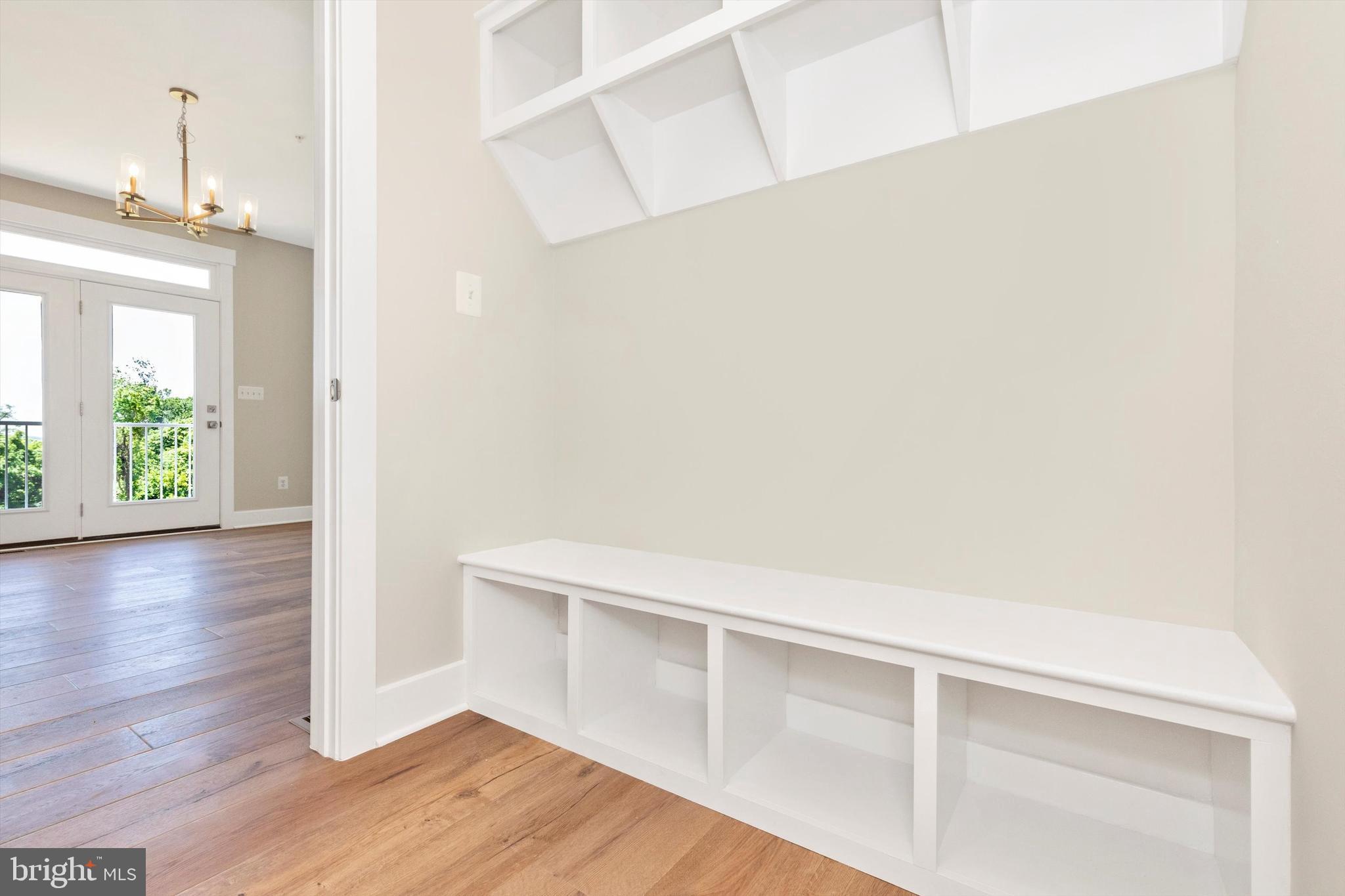 BRADDOCK HEIGHTS - Residential