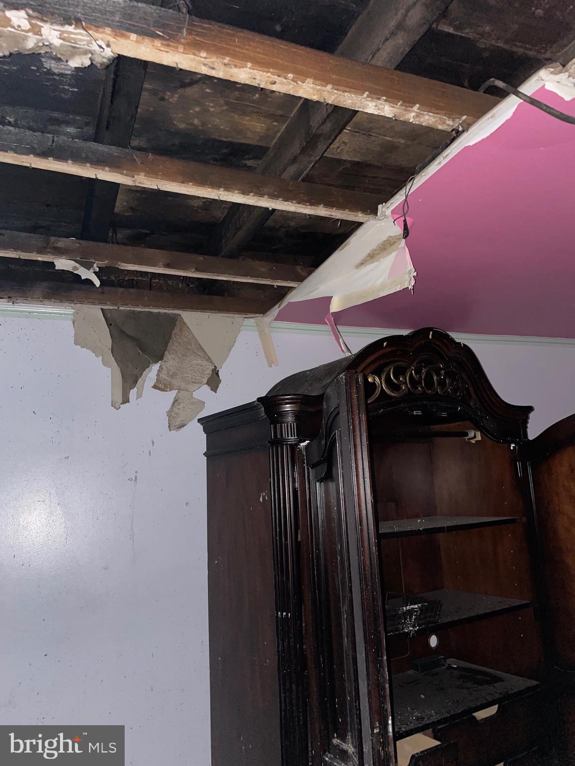 KENSINGTON - Residential