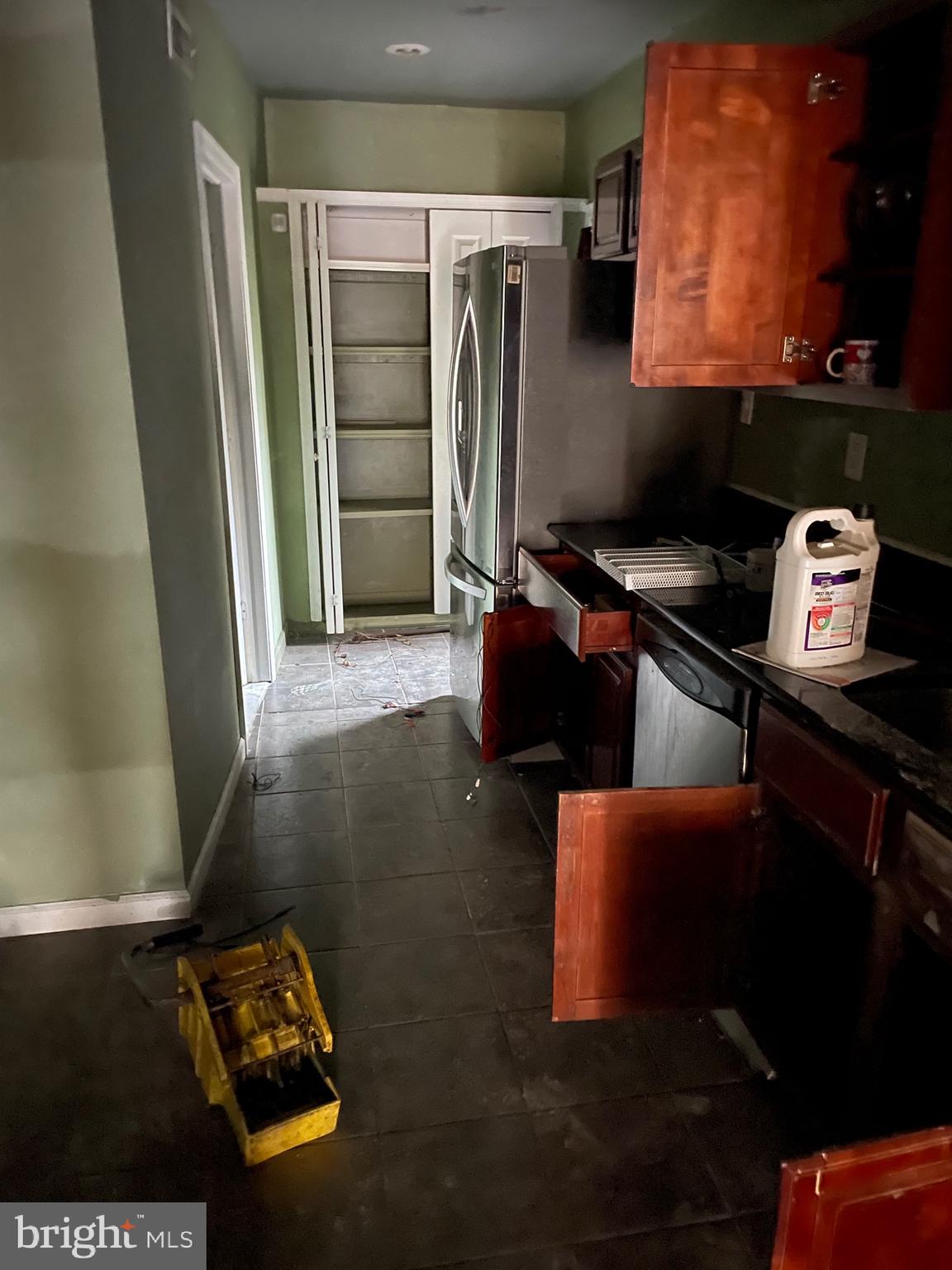 KENSINGTON - Residential