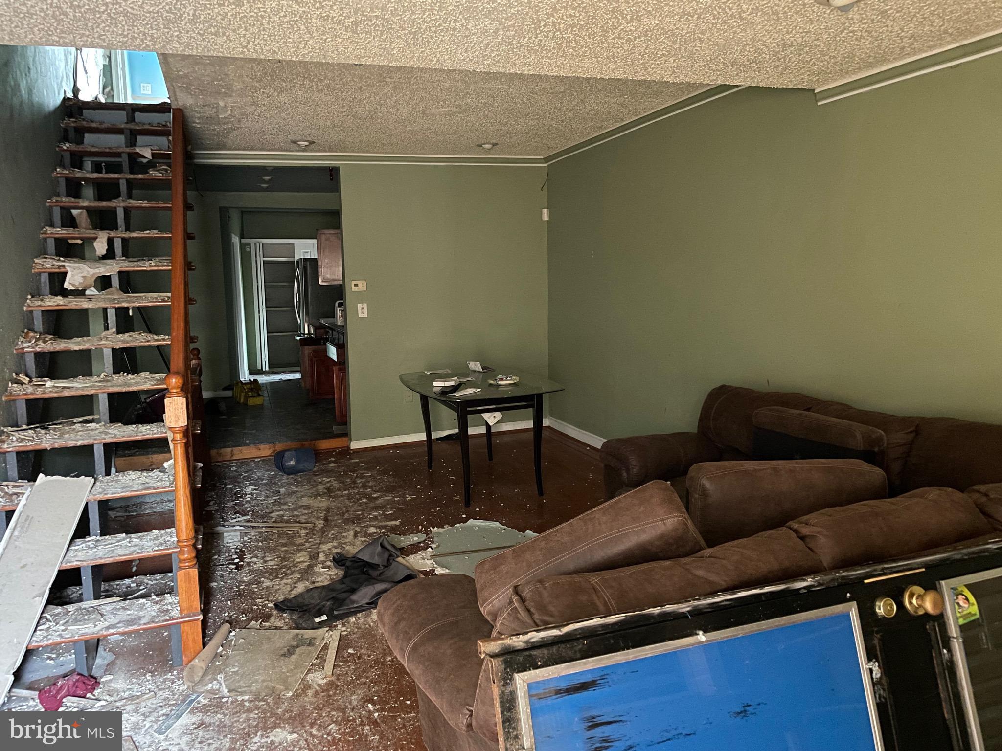 KENSINGTON - Residential