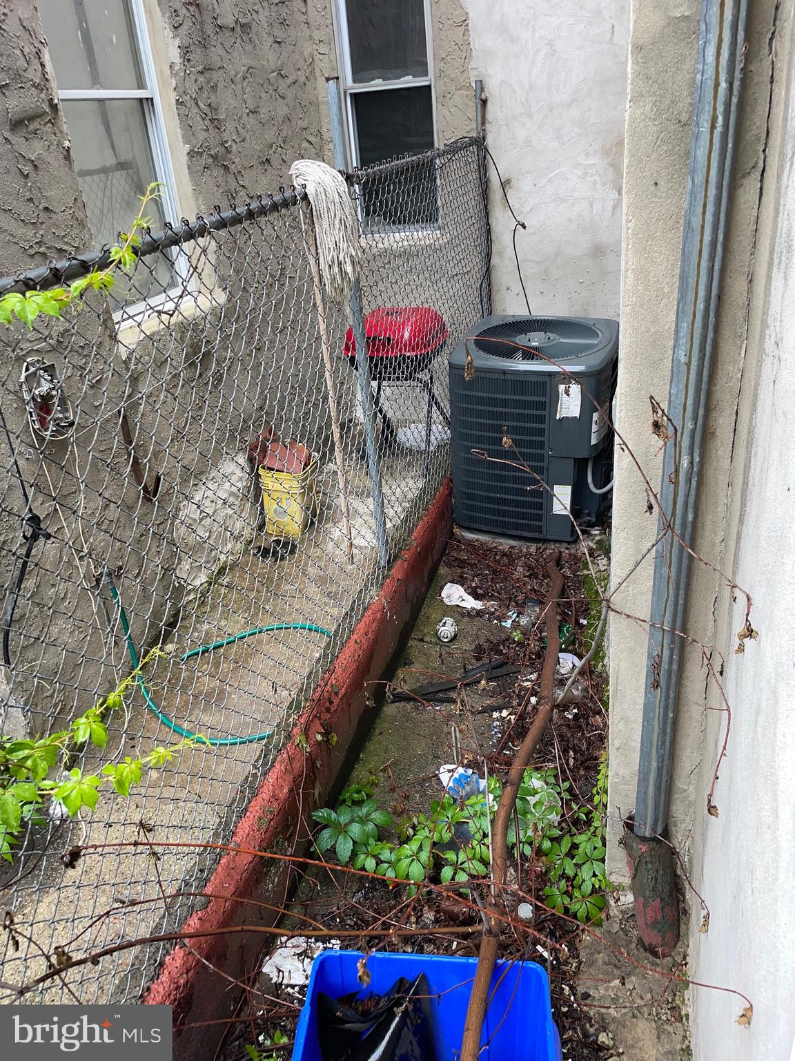 KENSINGTON - Residential