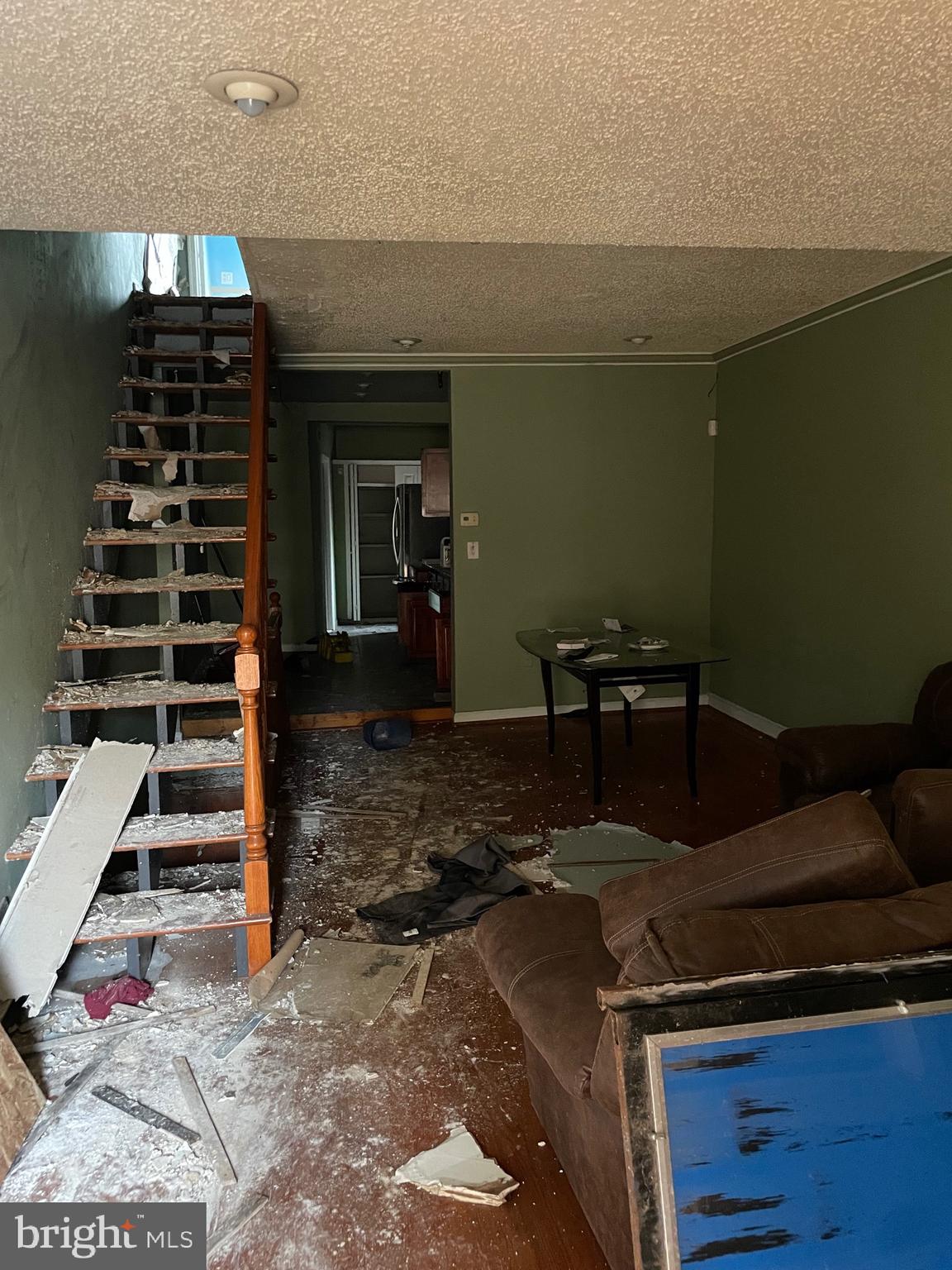 KENSINGTON - Residential