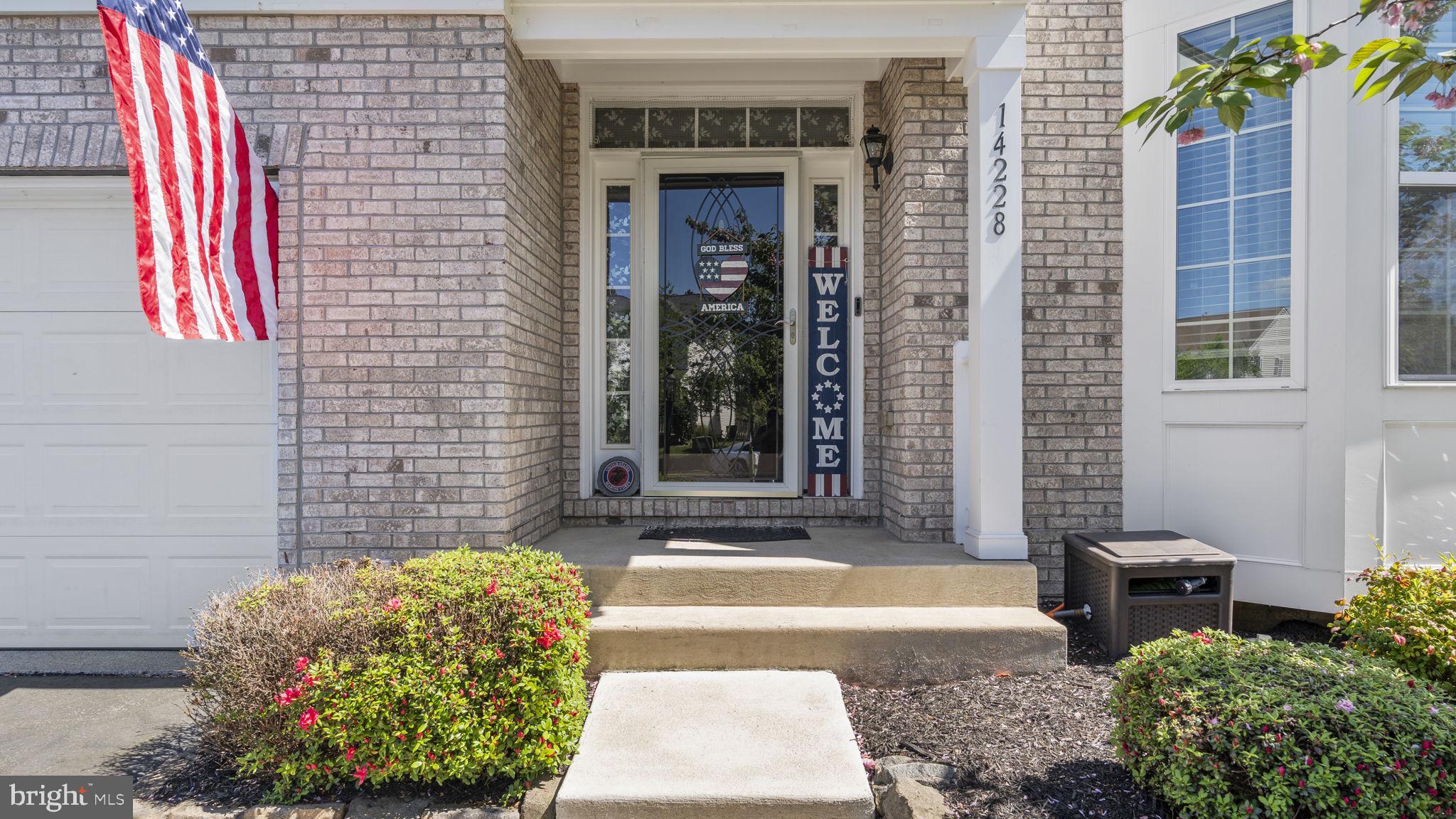 MEADOWS AT MORRIS FARM - Residential