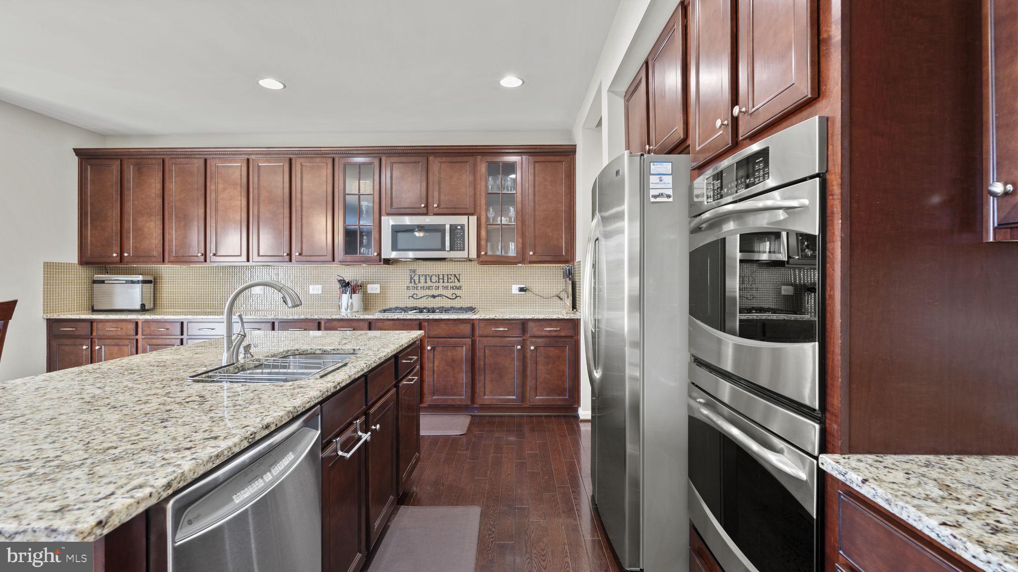 MEADOWS AT MORRIS FARM - Residential