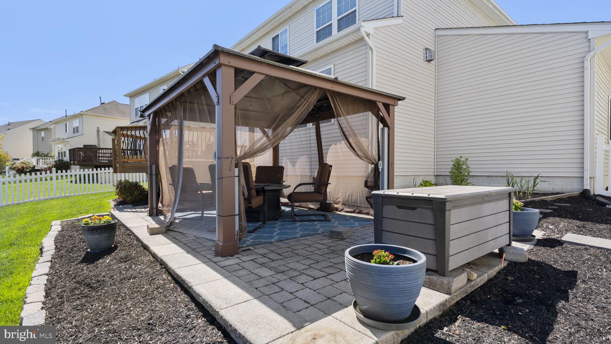 MEADOWS AT MORRIS FARM - Residential