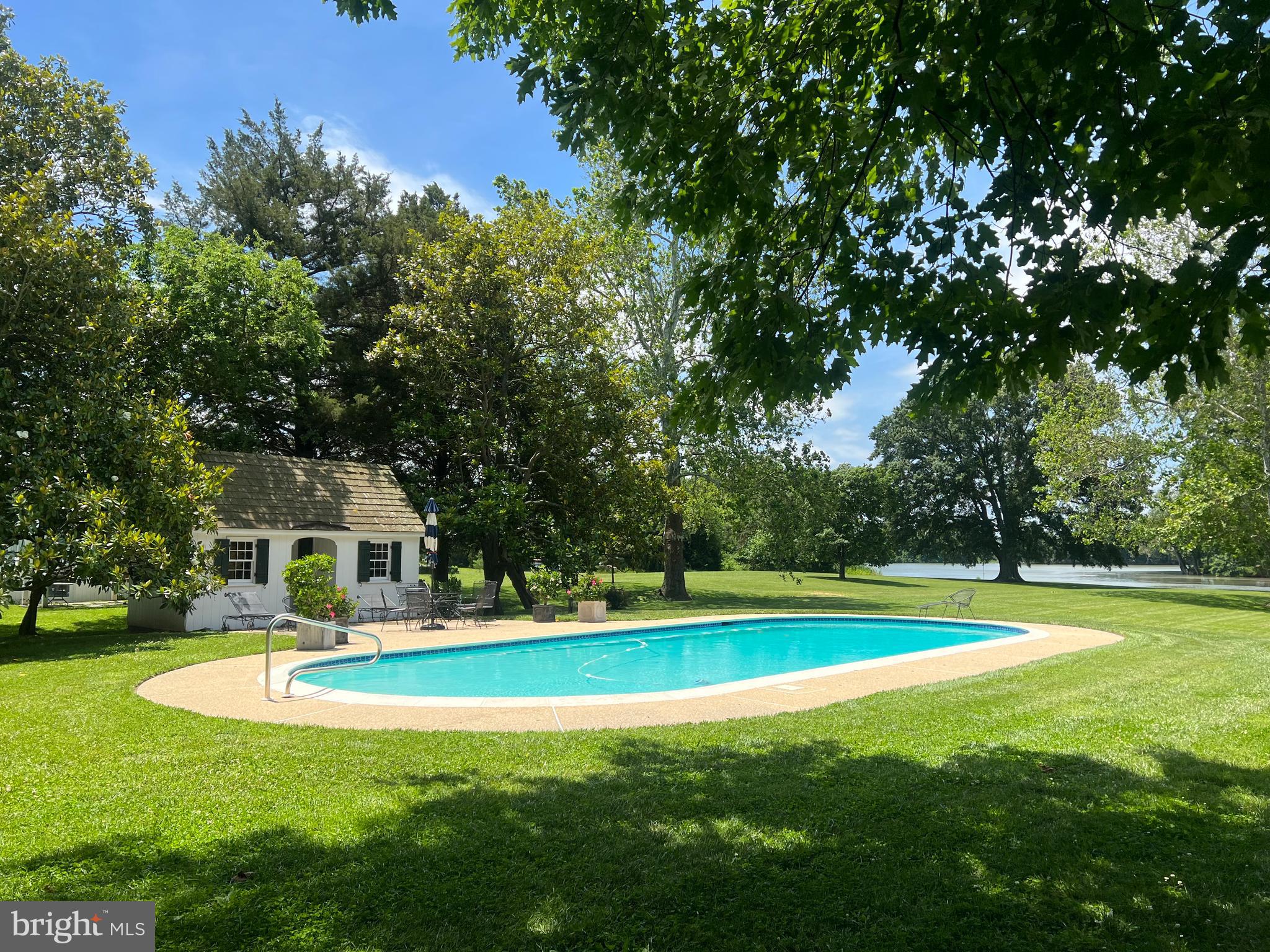 HAMPDEN - Residential