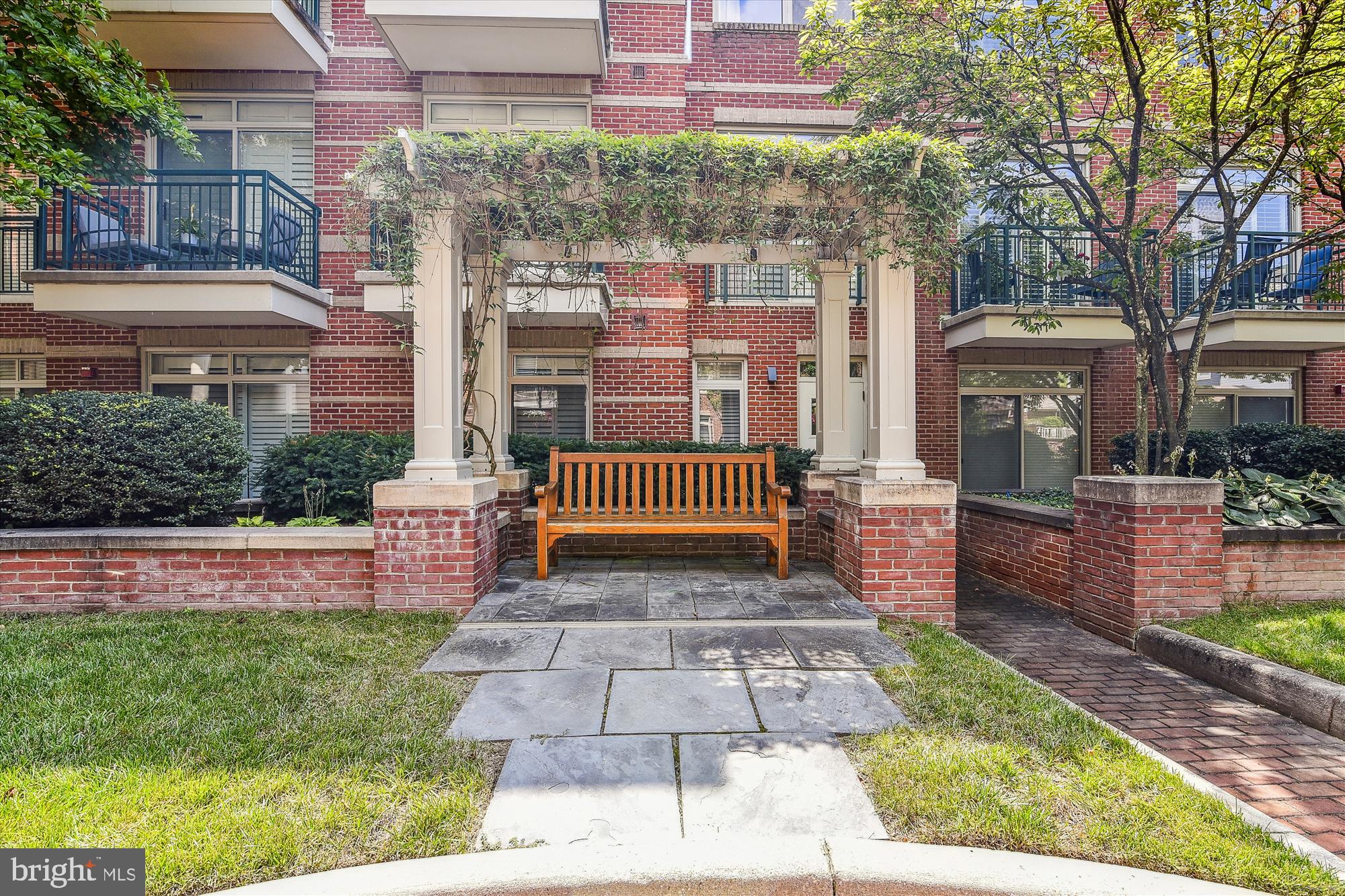 HISTORIC DISTRICT - Residential