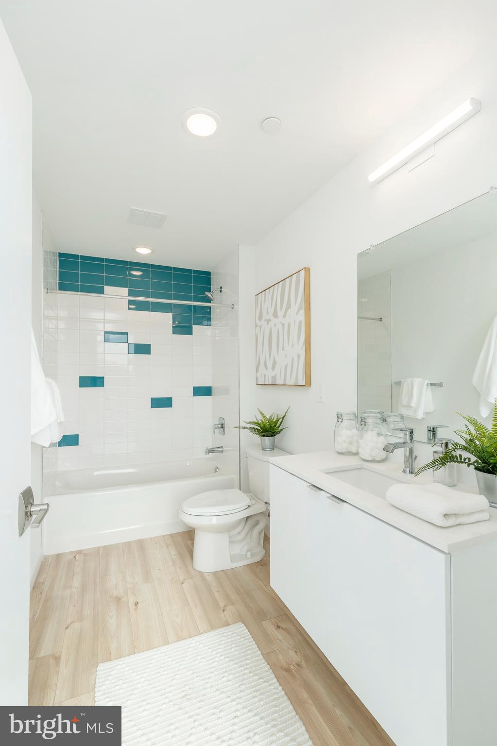 FISHTOWN - Residential Lease