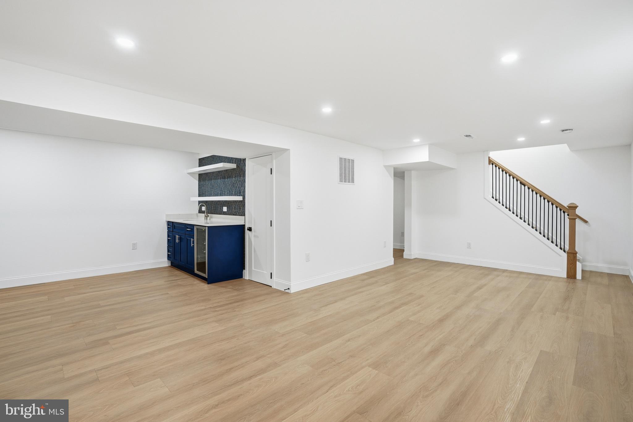 COBBDALE - Residential