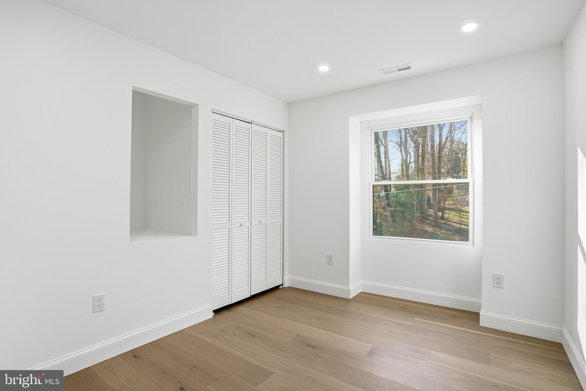 COBBDALE - Residential