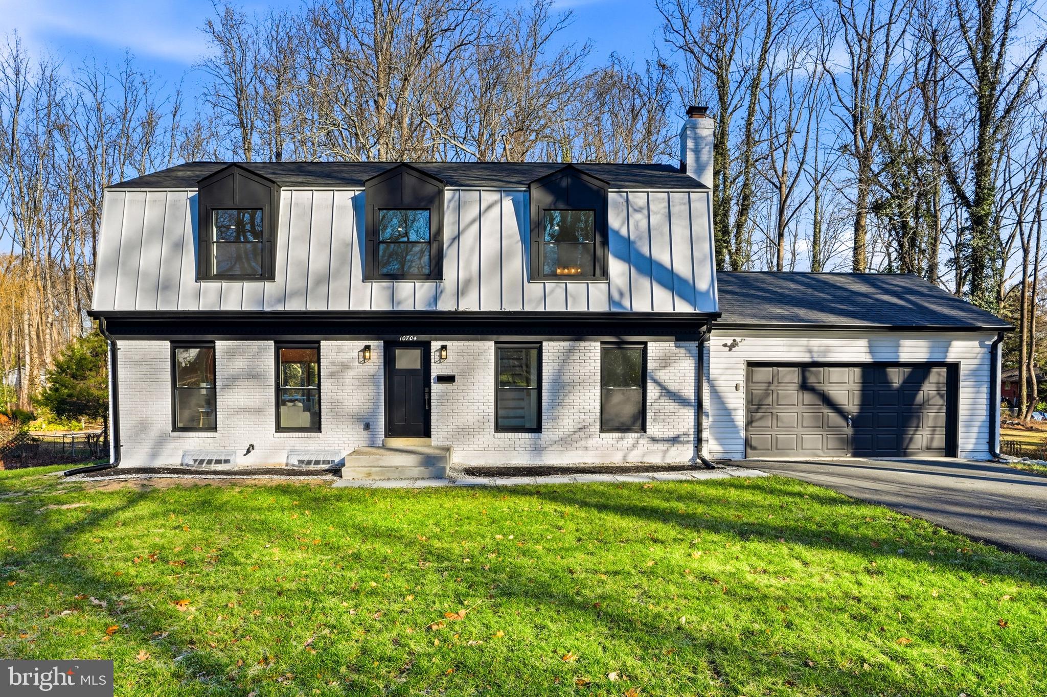 10704 HOWERTON AVENUE