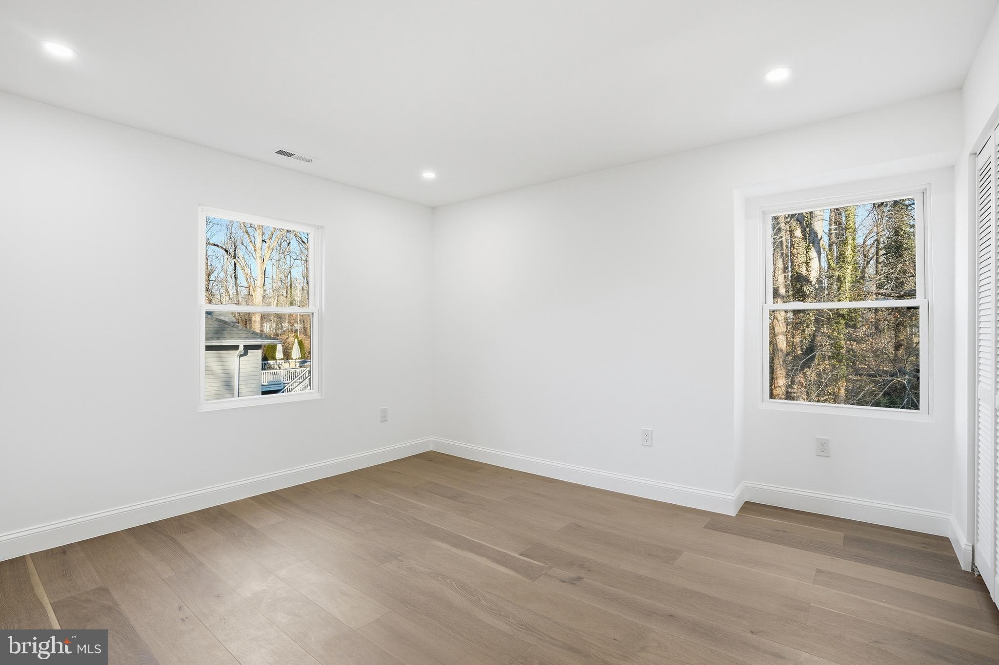 COBBDALE - Residential