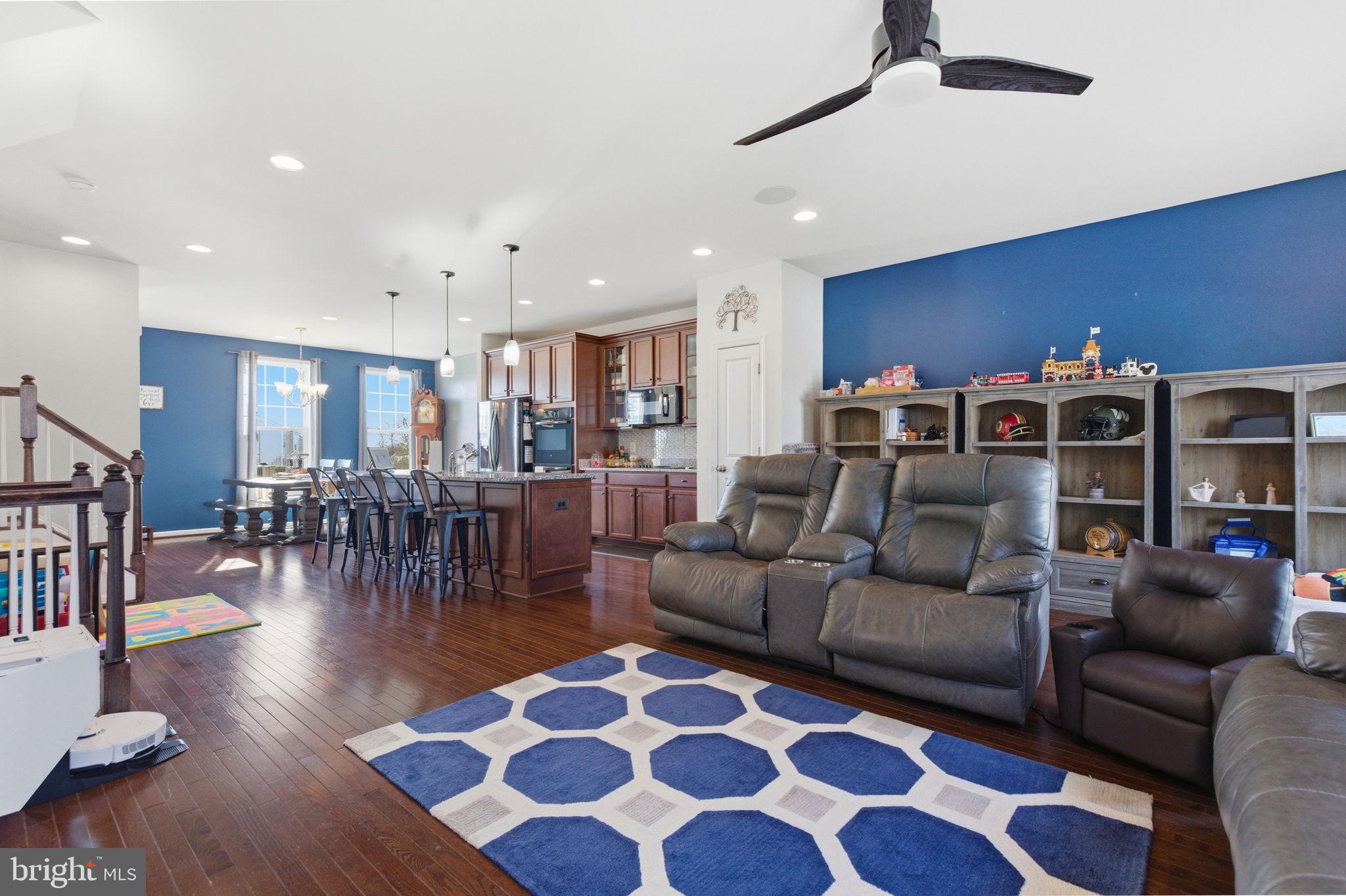 FIELDSTONE - Residential