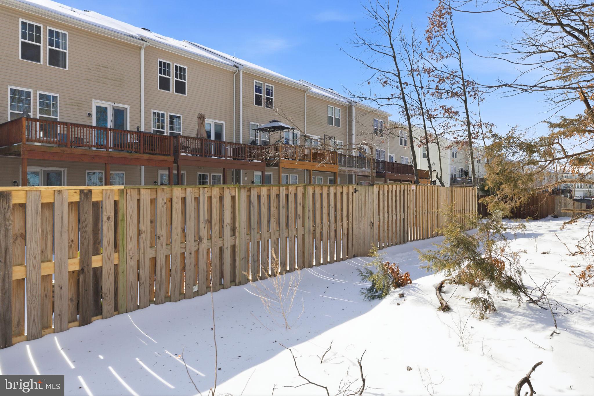 FIELDSTONE - Residential