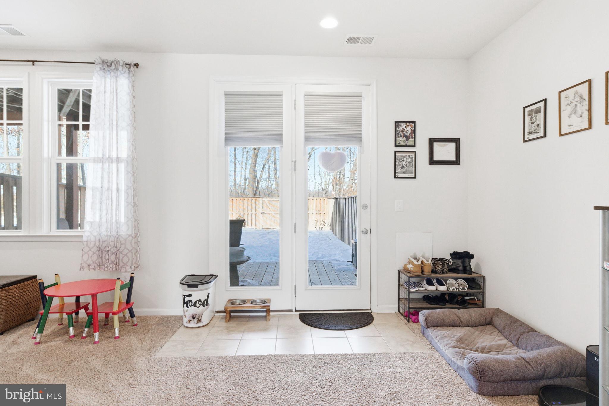 FIELDSTONE - Residential