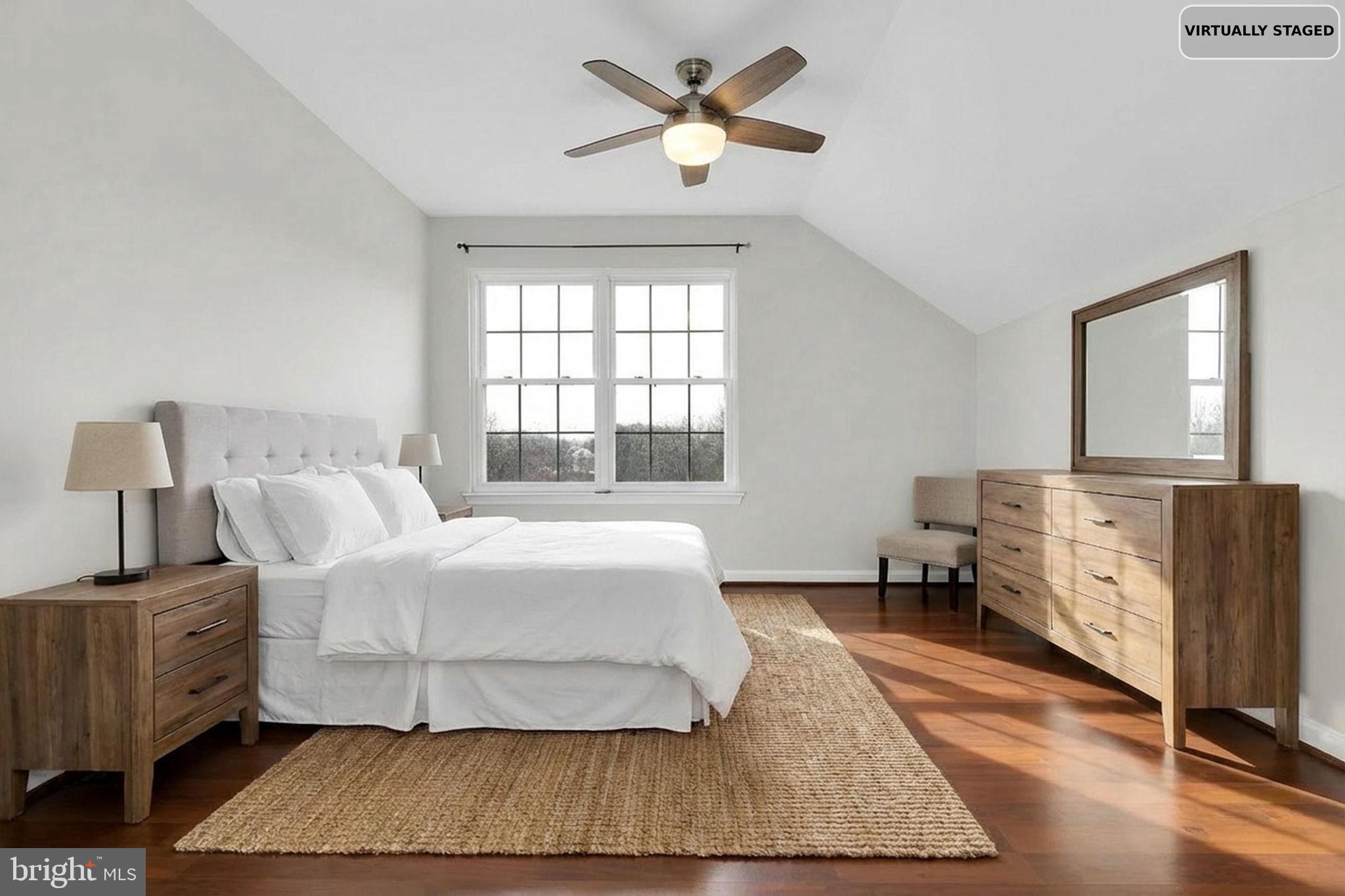 VISTAS AT WASHINGTONIAN WOODS - Residential