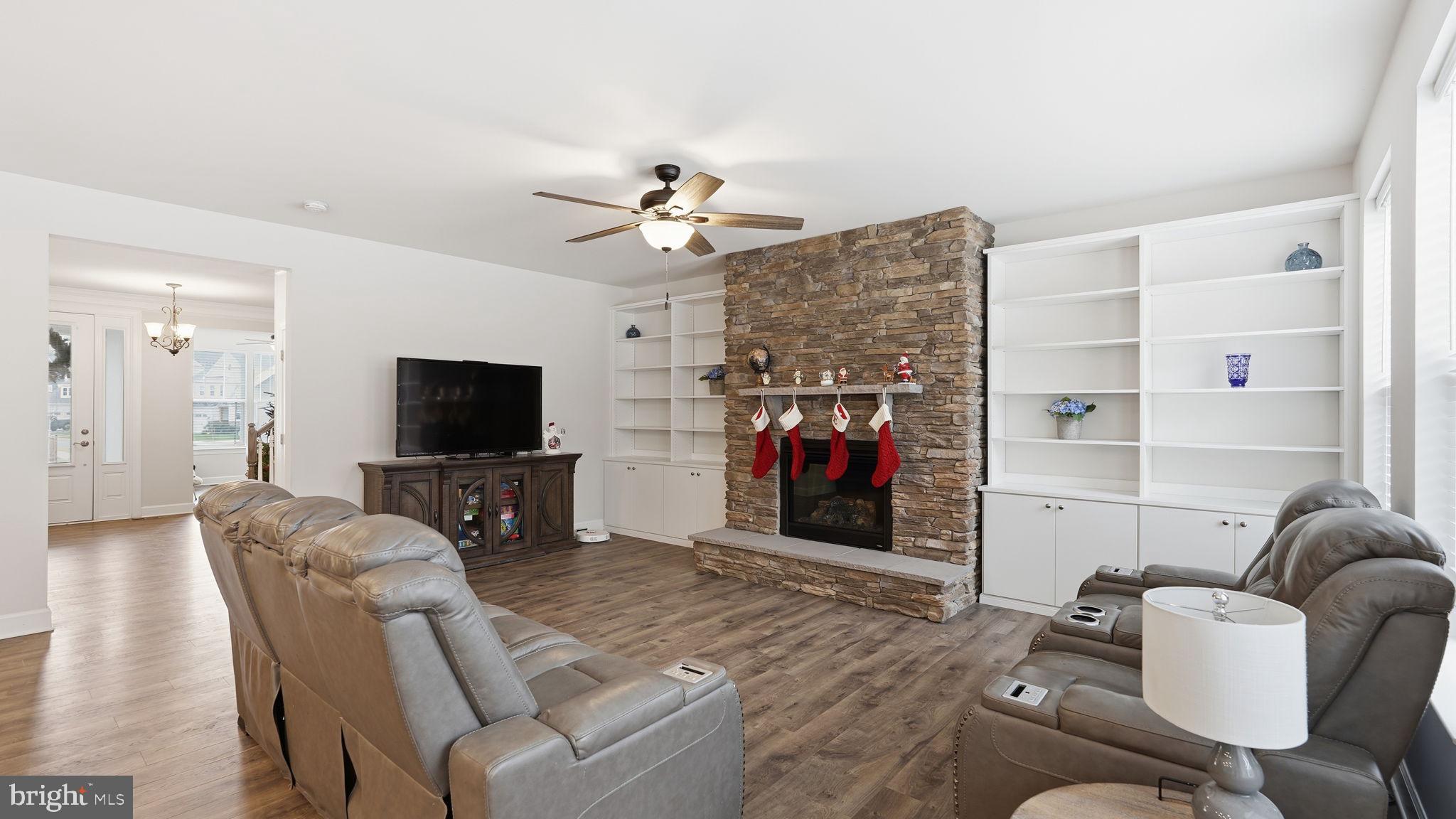 EMBREY MILL - Residential