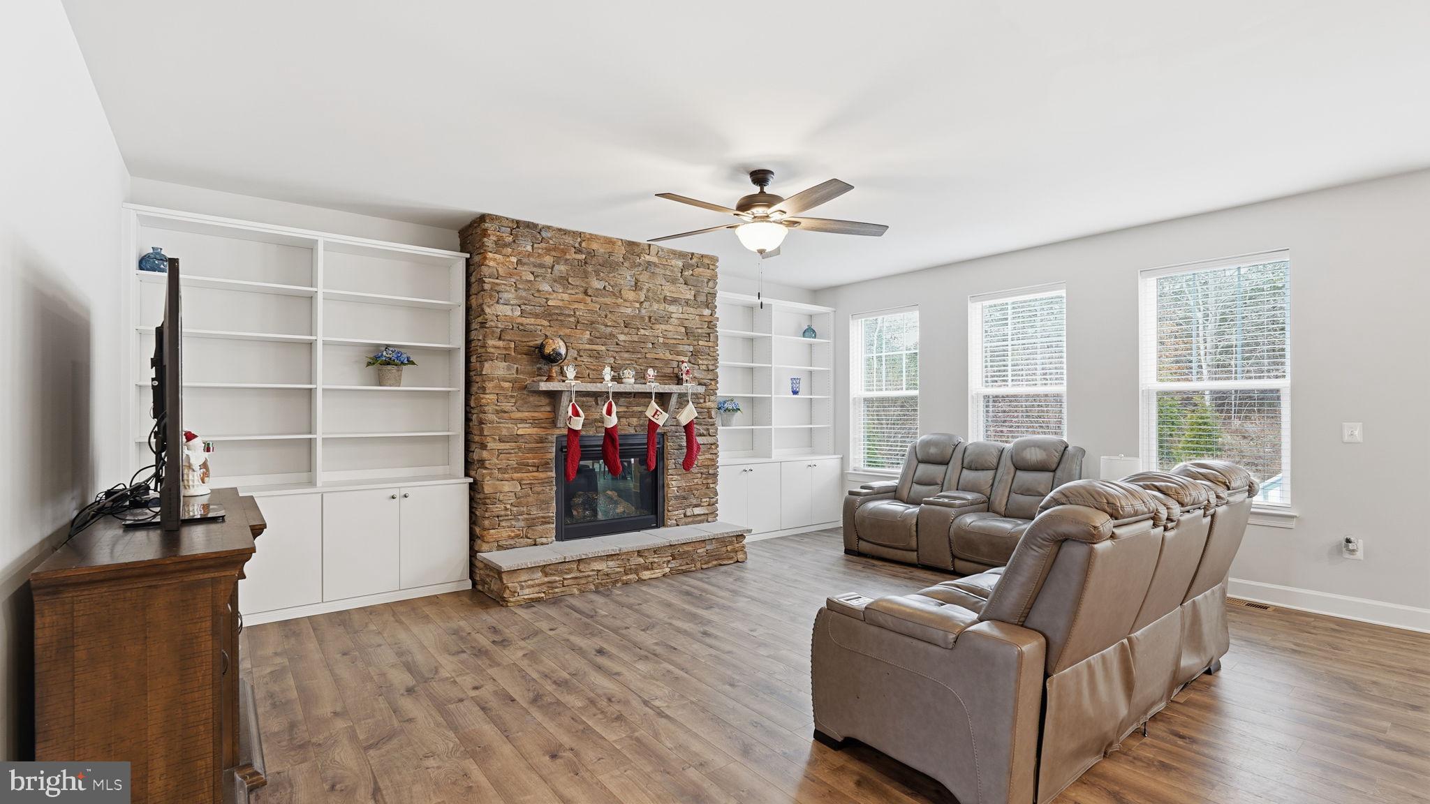 EMBREY MILL - Residential