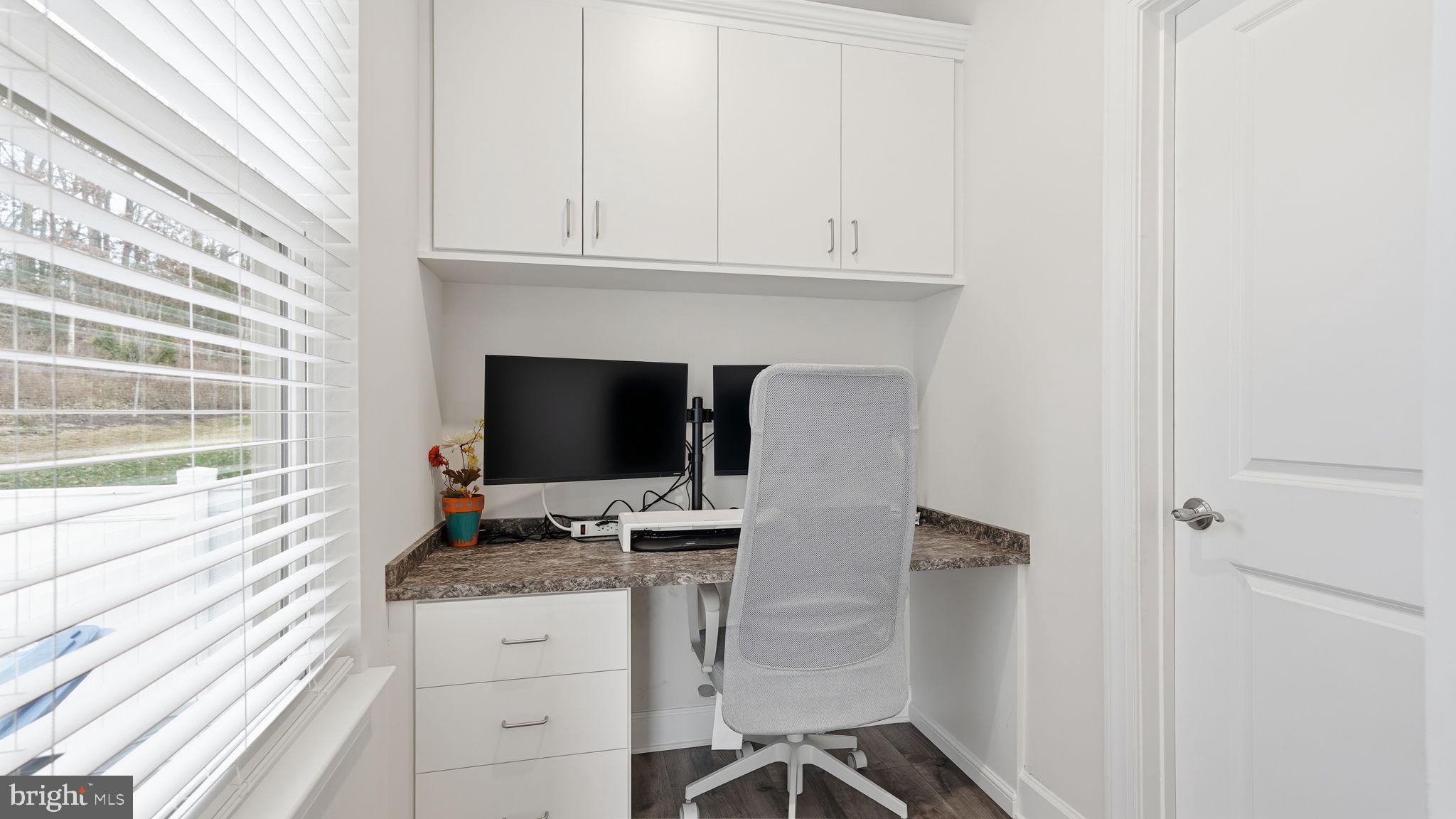 EMBREY MILL - Residential