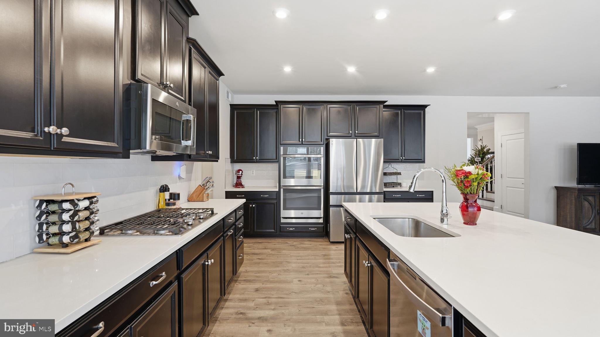 EMBREY MILL - Residential