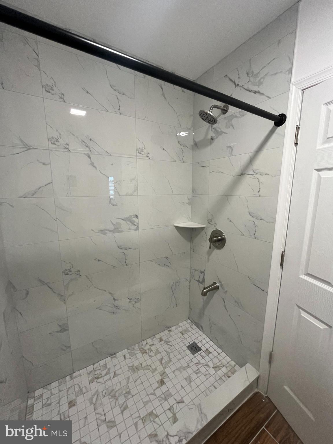 COBBS CREEK - Residential Lease