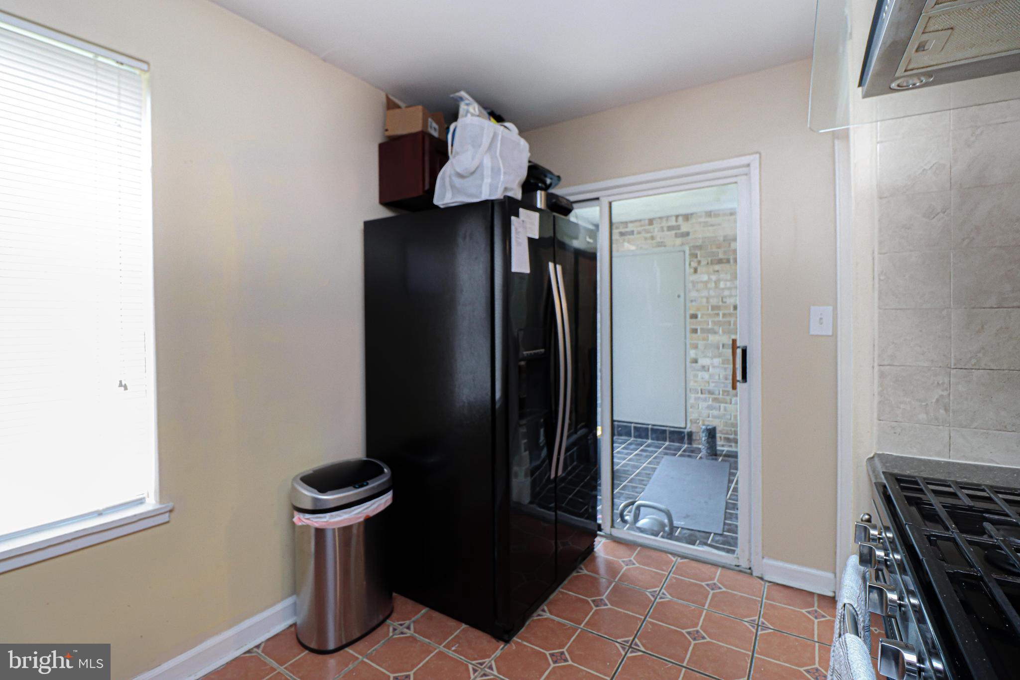 CEDAR VALLEY CONDOMINIUM - Residential Lease