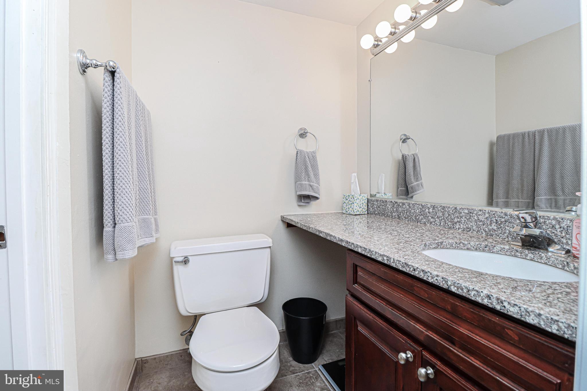 CEDAR VALLEY CONDOMINIUM - Residential Lease